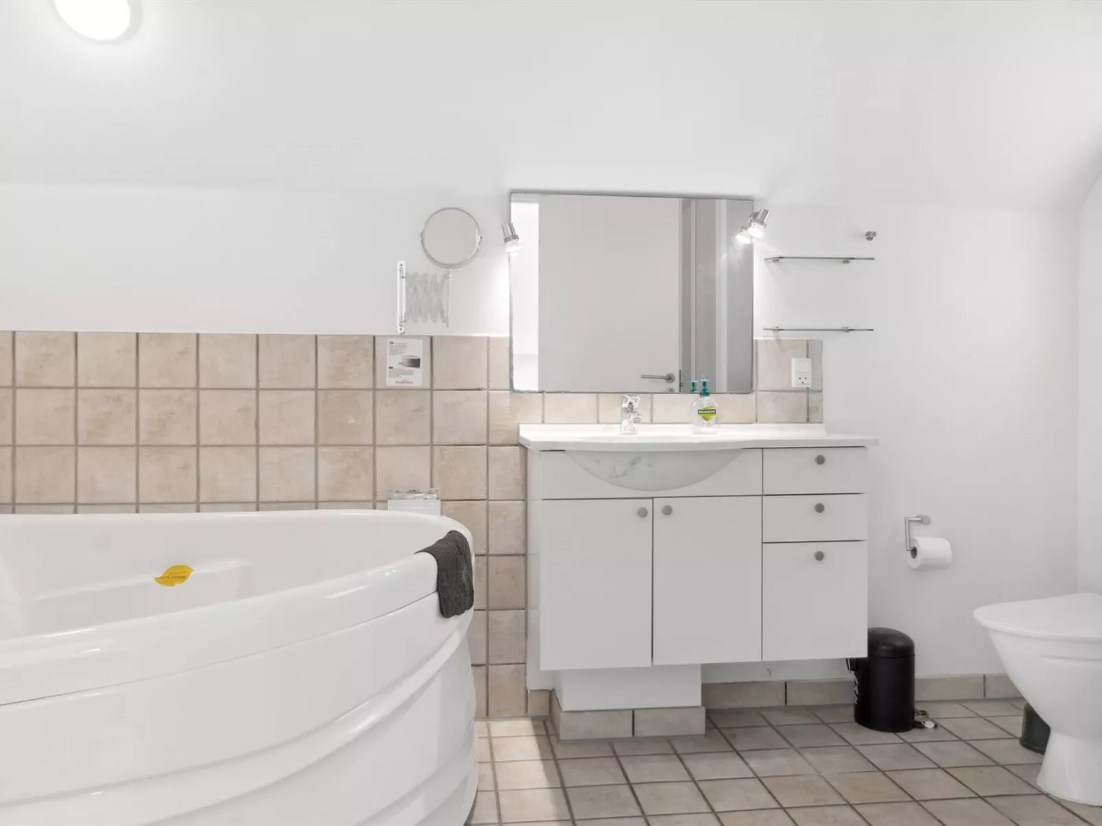 "Sophy" - 150m from the sea-Binnen