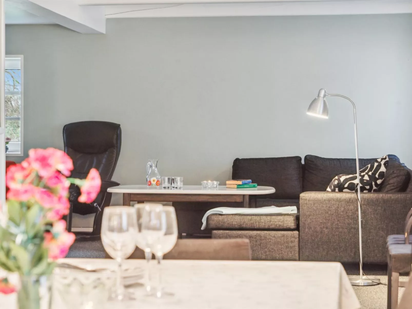 "Eliane" - 1.8km from the sea-Binnen