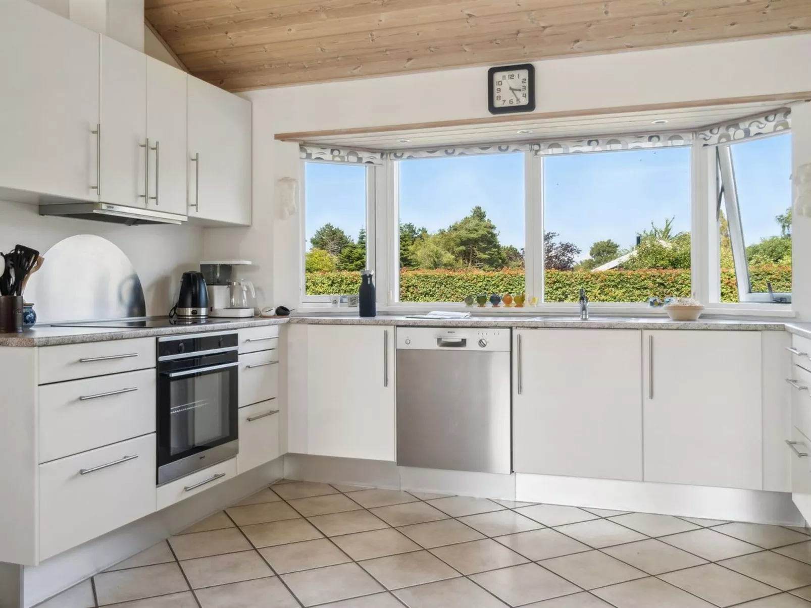 "Asvalde" - 200m to the fjord-Binnen