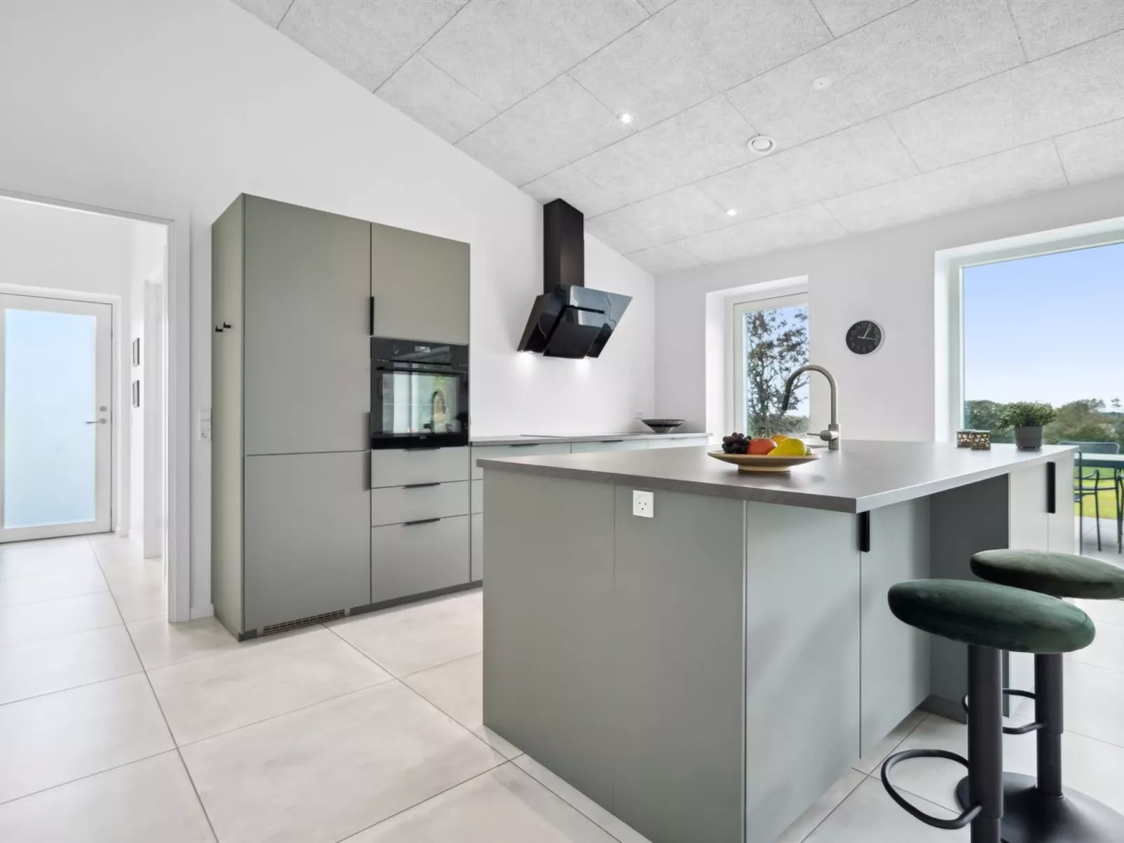 "Landuin" - 30km from the sea-Binnen