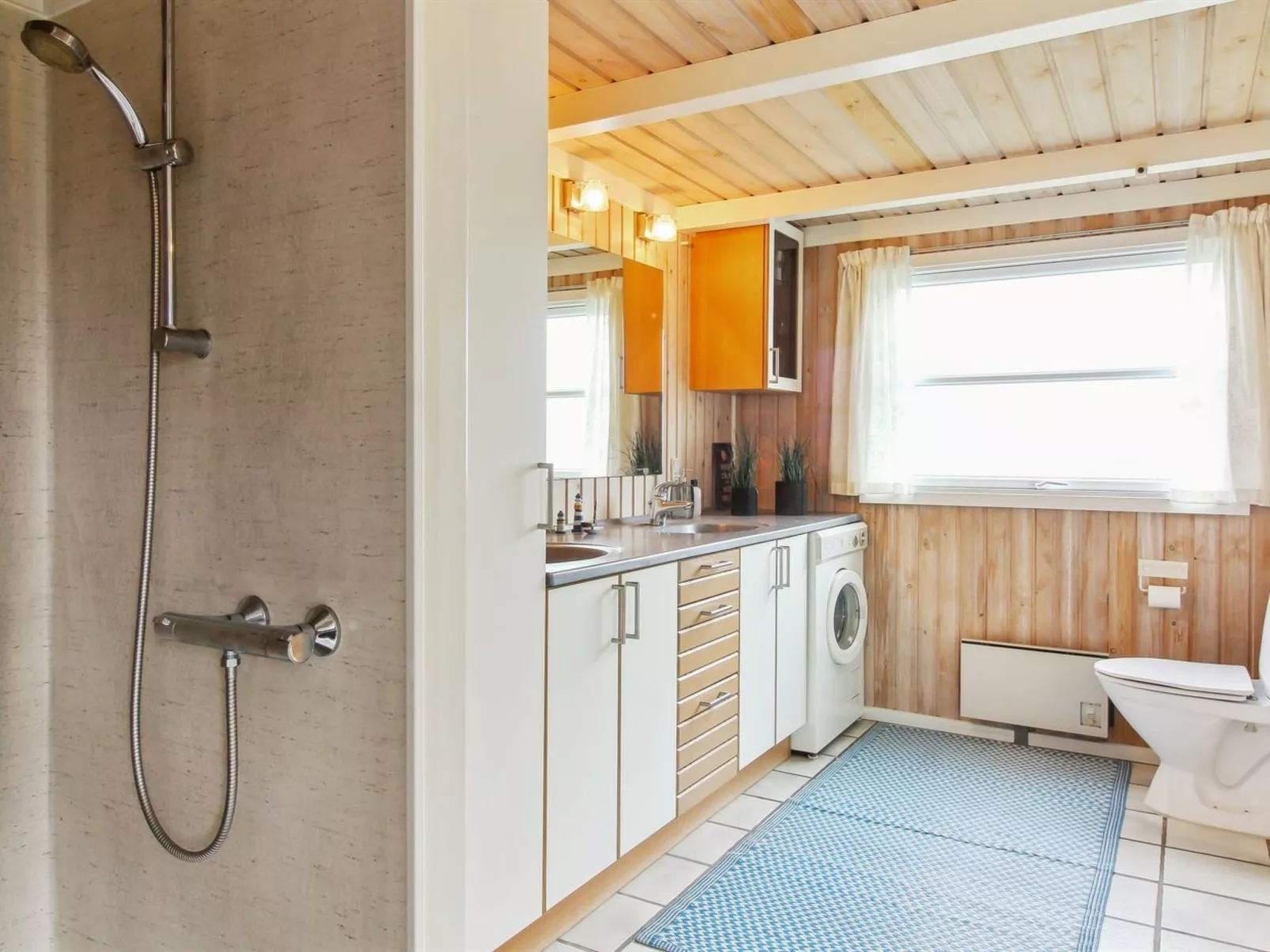 "Amelia" - 350m from the sea-Binnen