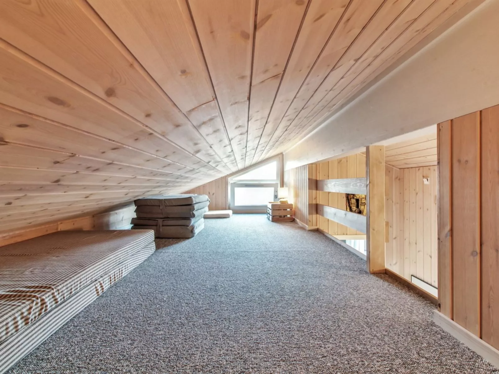 "Freda" - 400m from the sea-Binnen