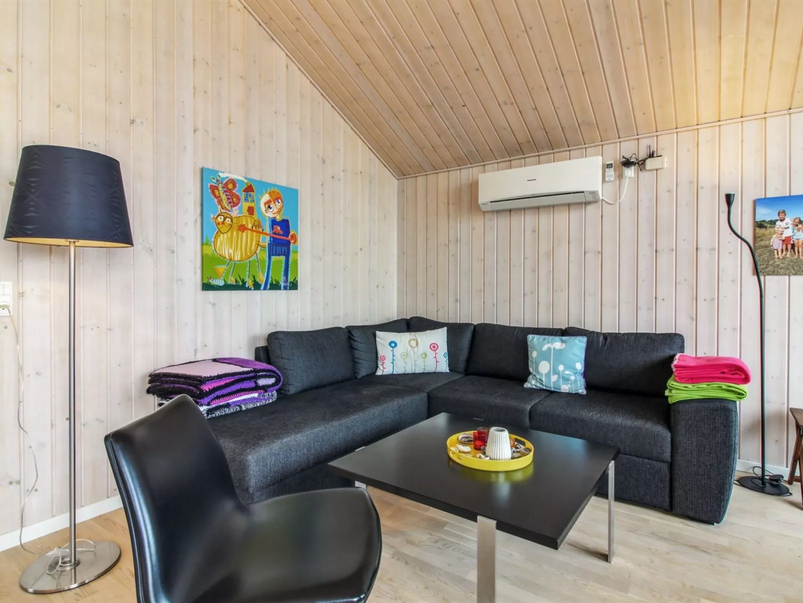 "Alma" - 500m from the sea-Binnen