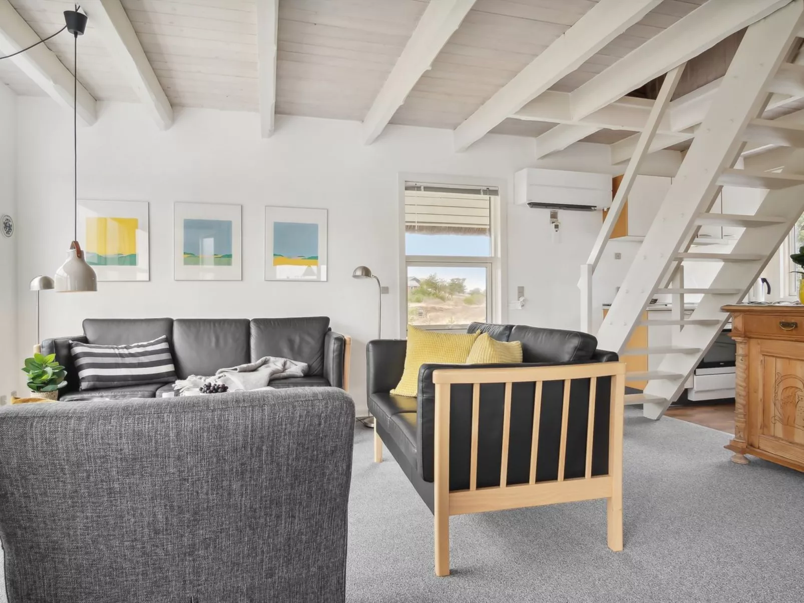 "Andrine" - 700m from the sea-Binnen