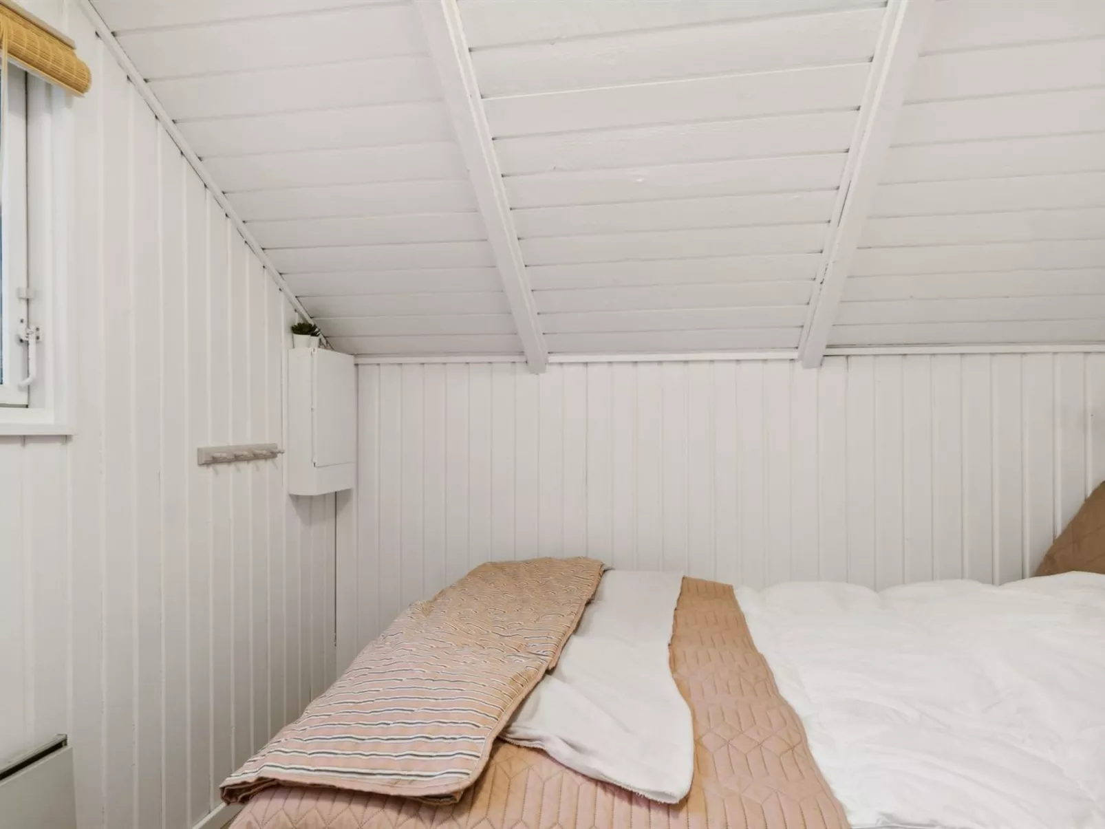 "Laurens" - 800m from the sea-Binnen