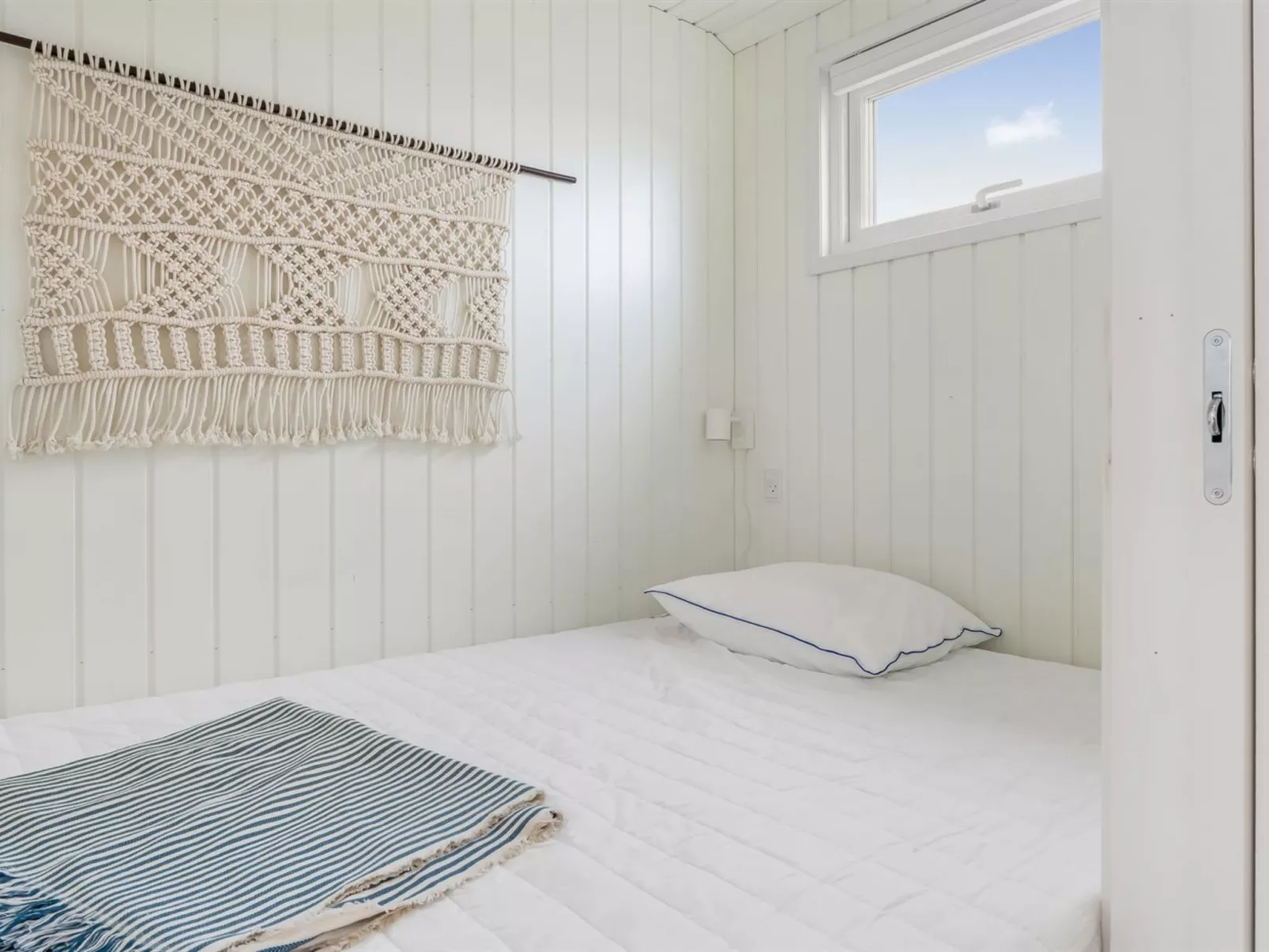 "Carstina" - 400m from the sea-Binnen