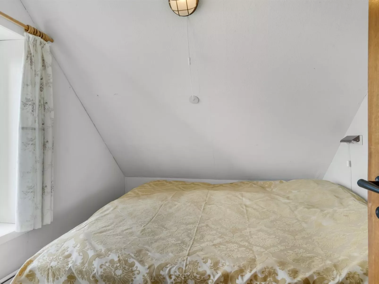 "Edvardsine" - 20m to the fjord-Binnen