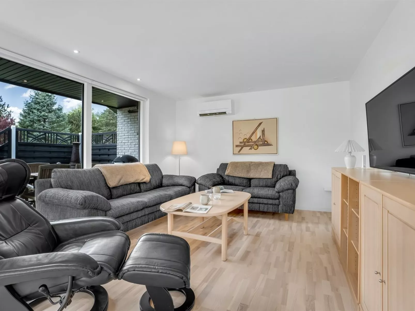 "Ginie" - 600m from the sea-Binnen