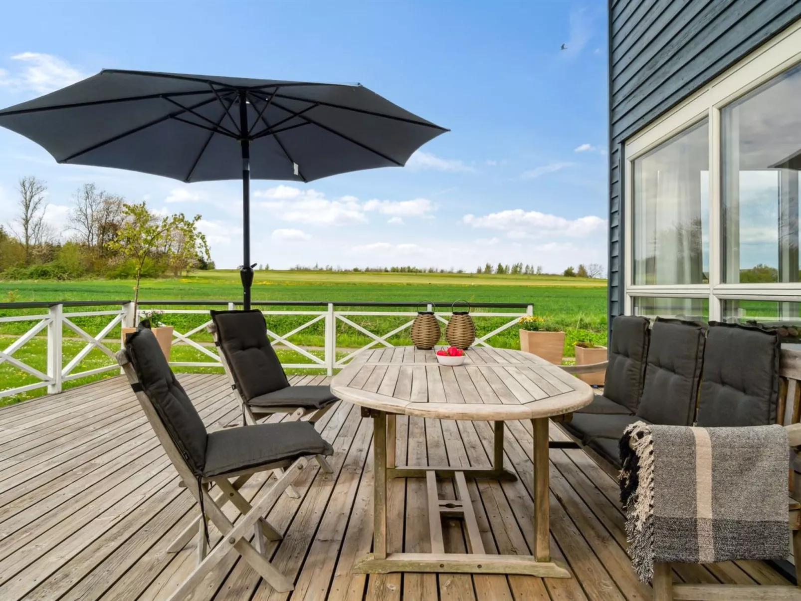 "Melin" - 2.8km from the sea-Buiten