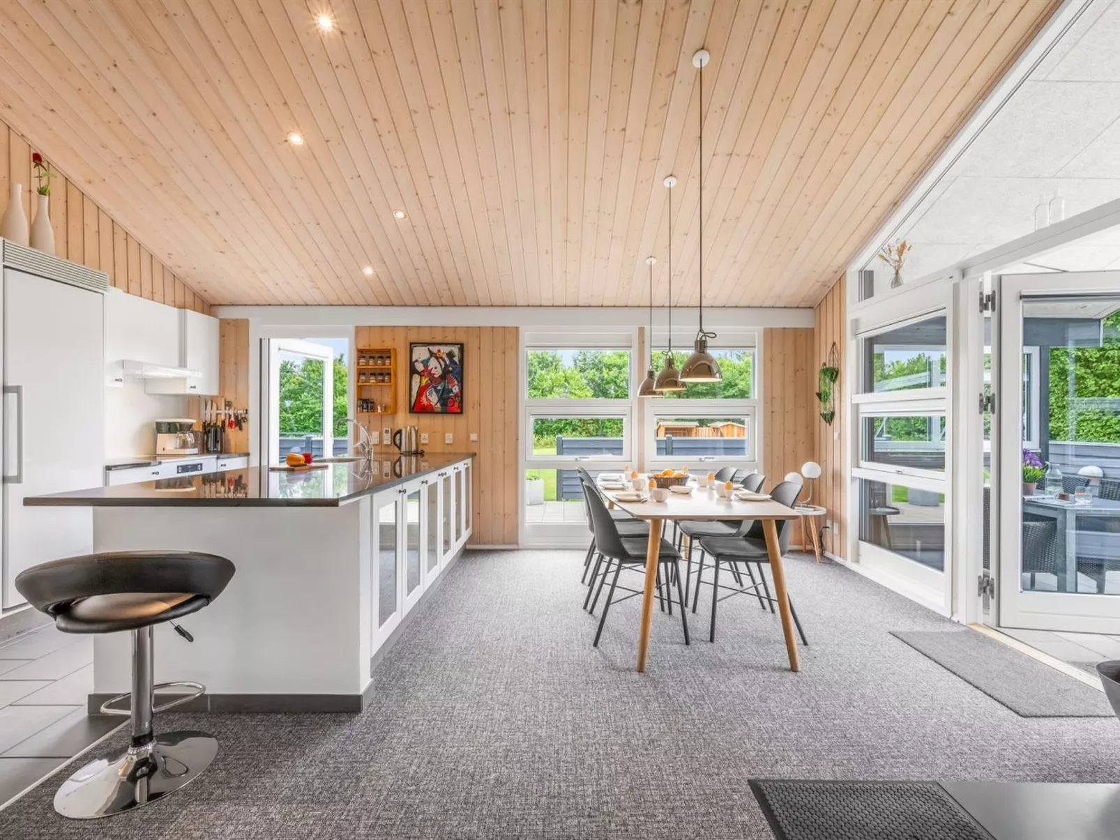 "Noreen" - 1.4km to the fjord-Binnen