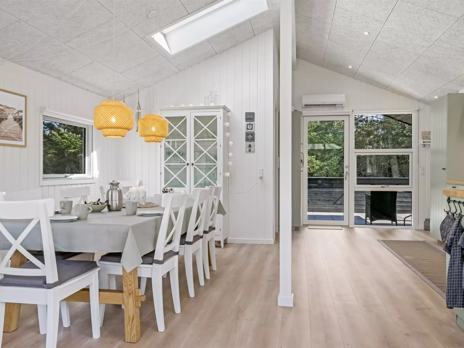 "Ema" - 1.9km from the sea-Binnen