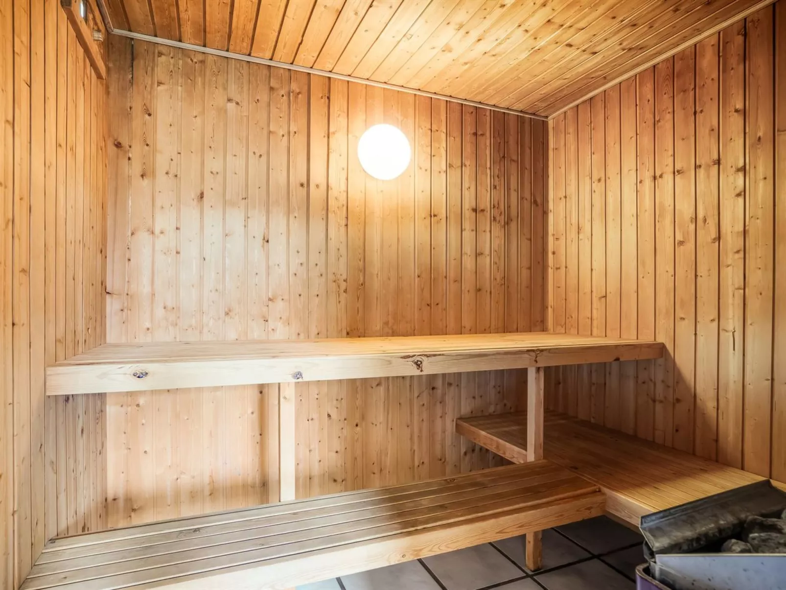 "Annlisa" - 1km from the sea-Binnen