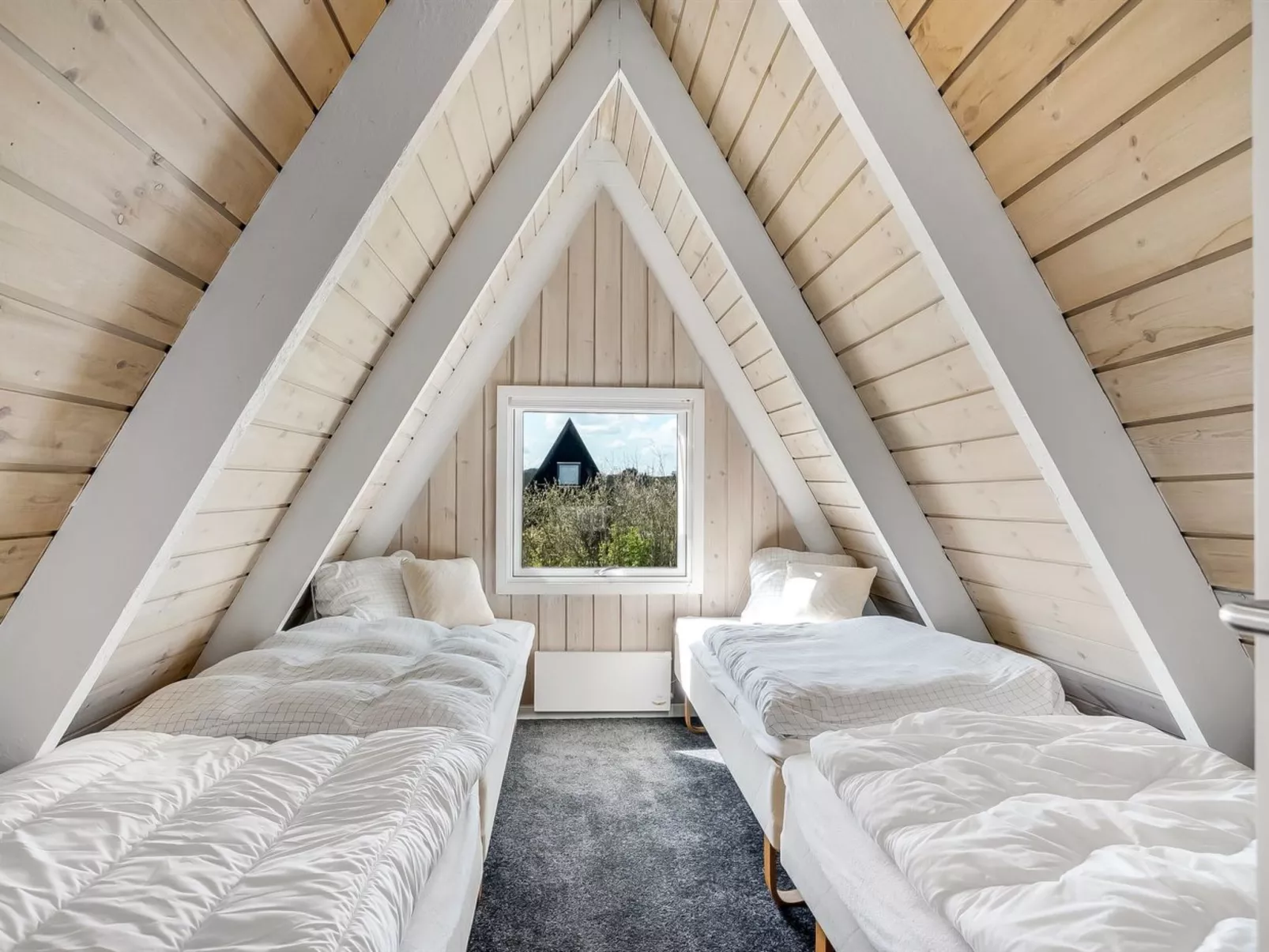 "Erly" - 18km to the fjord-Binnen