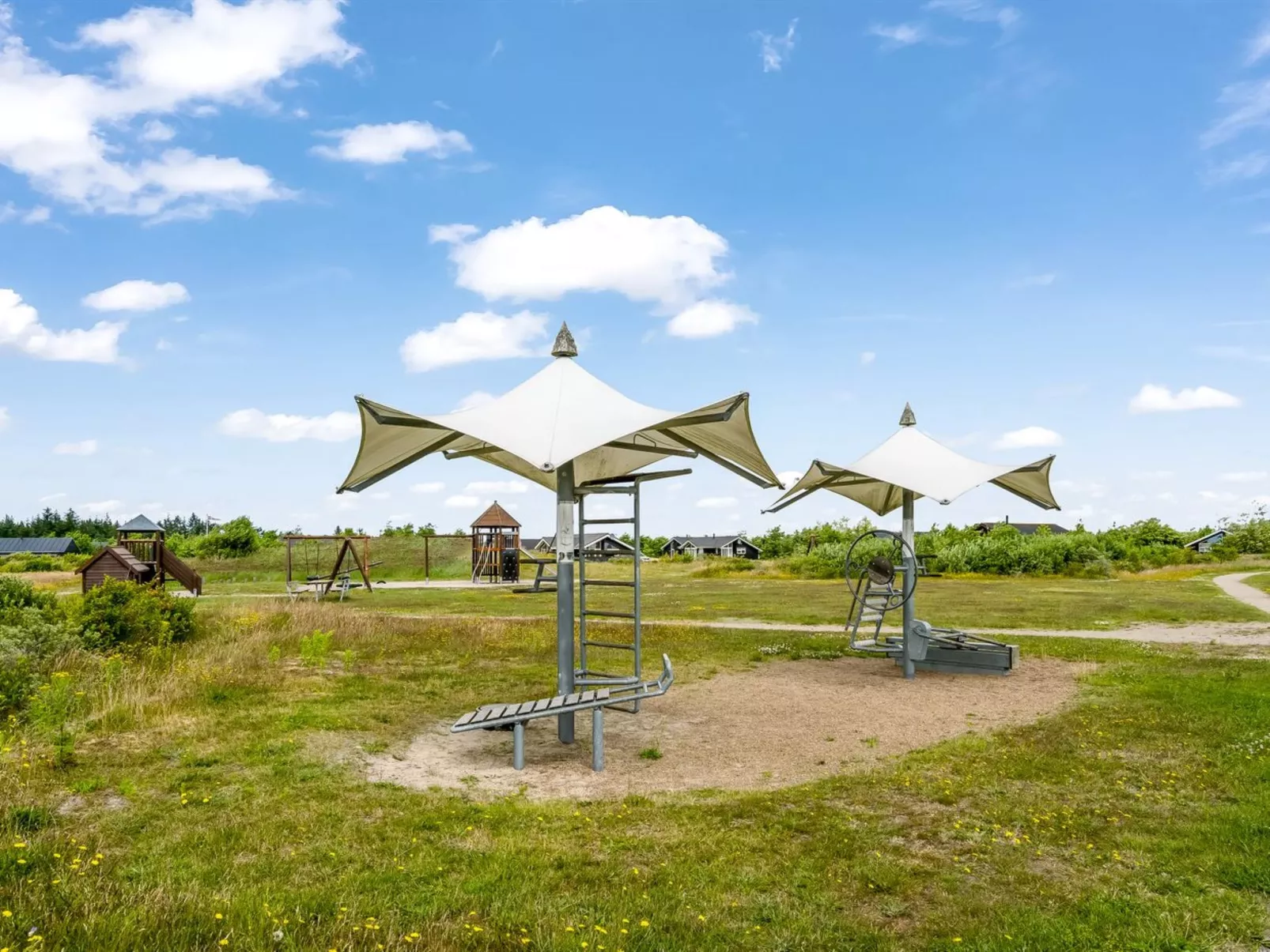 "Lissi" - 3.5km from the sea-Buiten