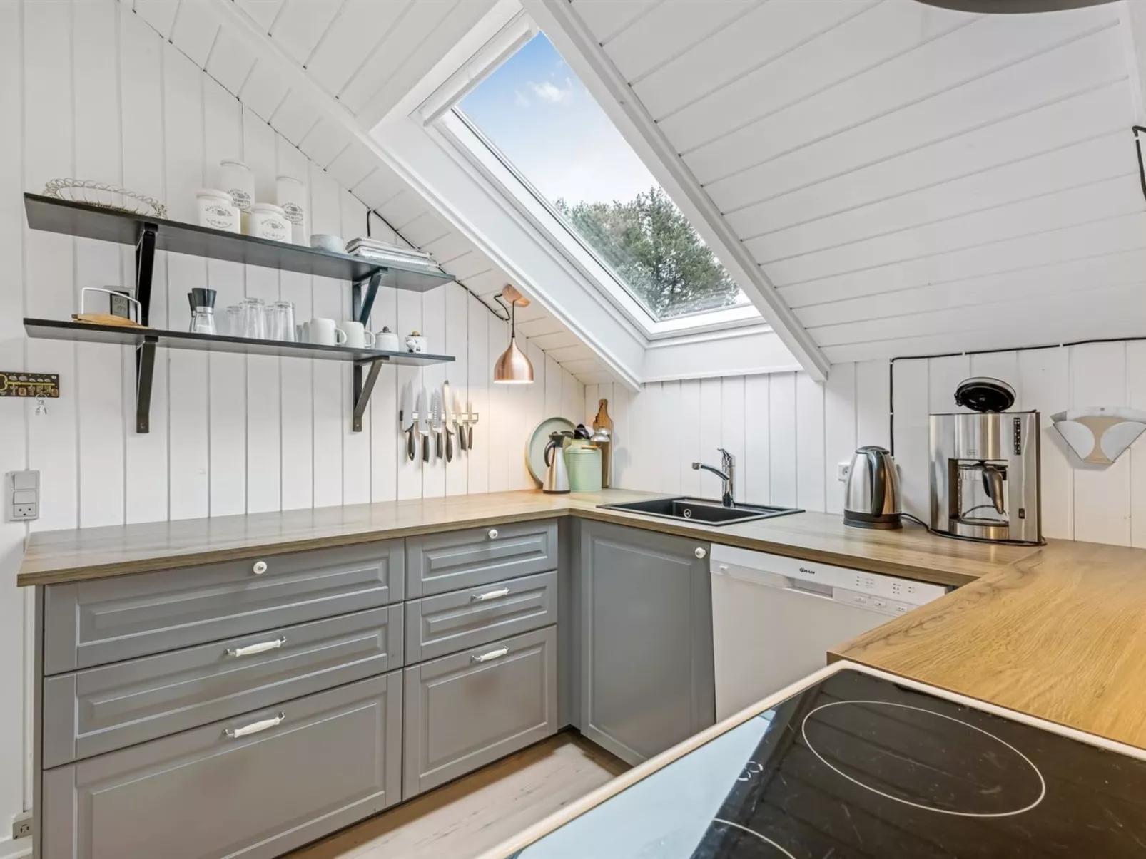 "Giselle" - 10km from the sea-Binnen