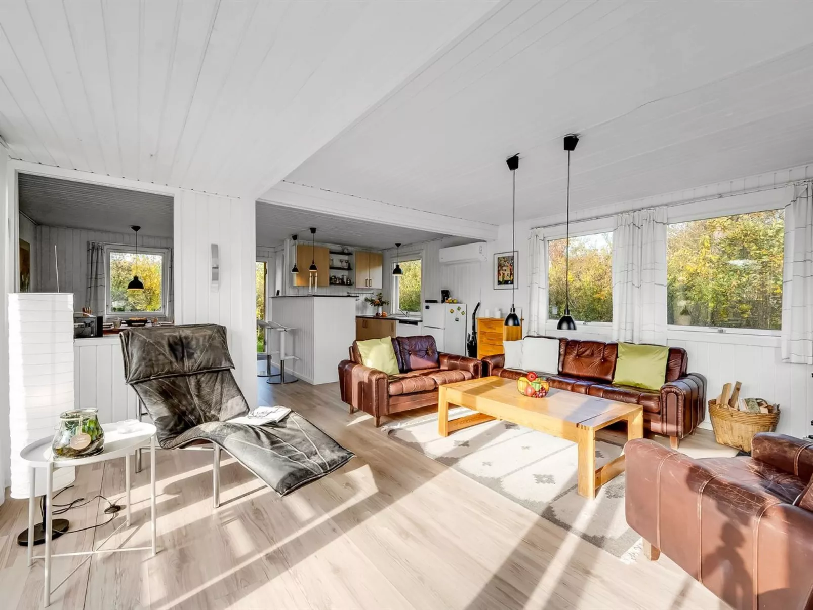 "Pirjo" - 350m to the fjord-Binnen