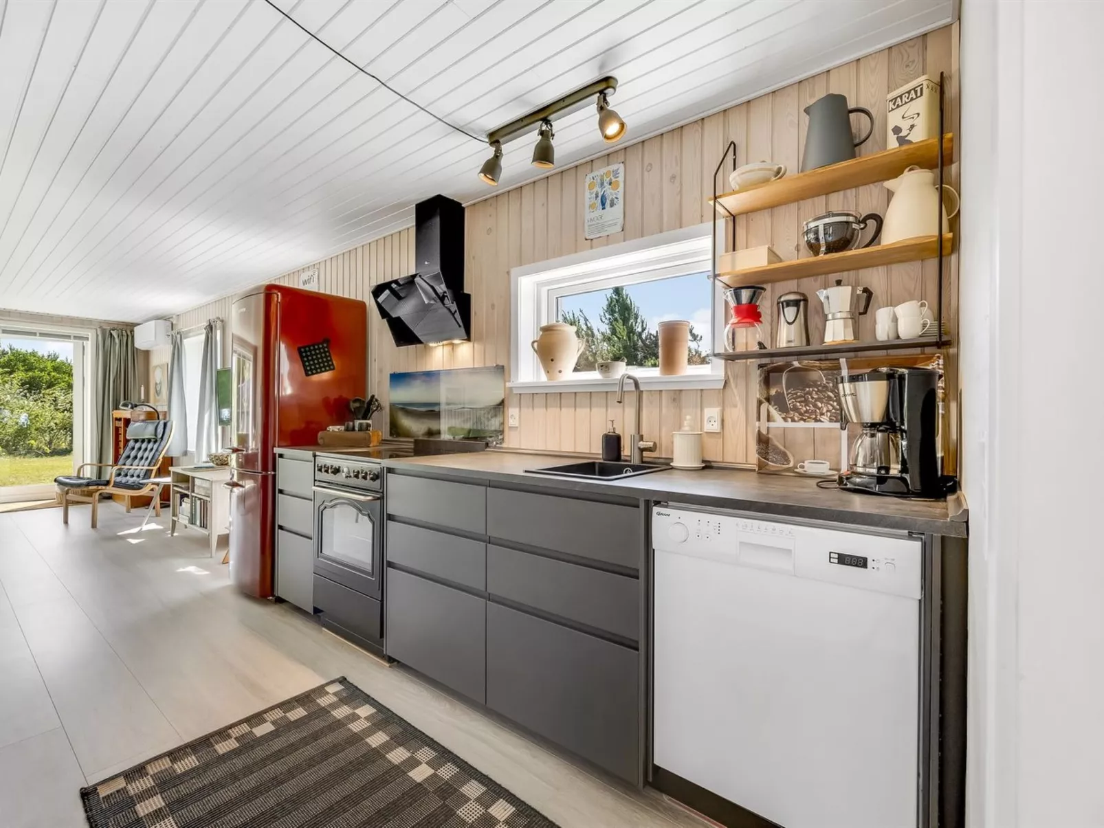 "Hermanni" -  from the sea-Binnen