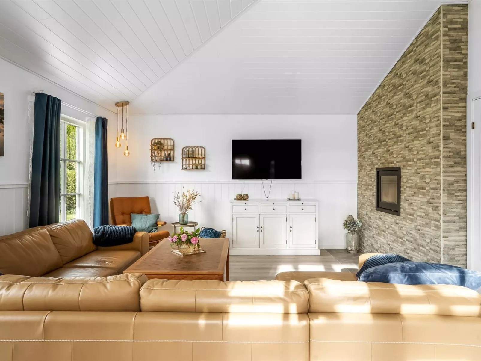 "Thala" - 500m from the sea-Binnen