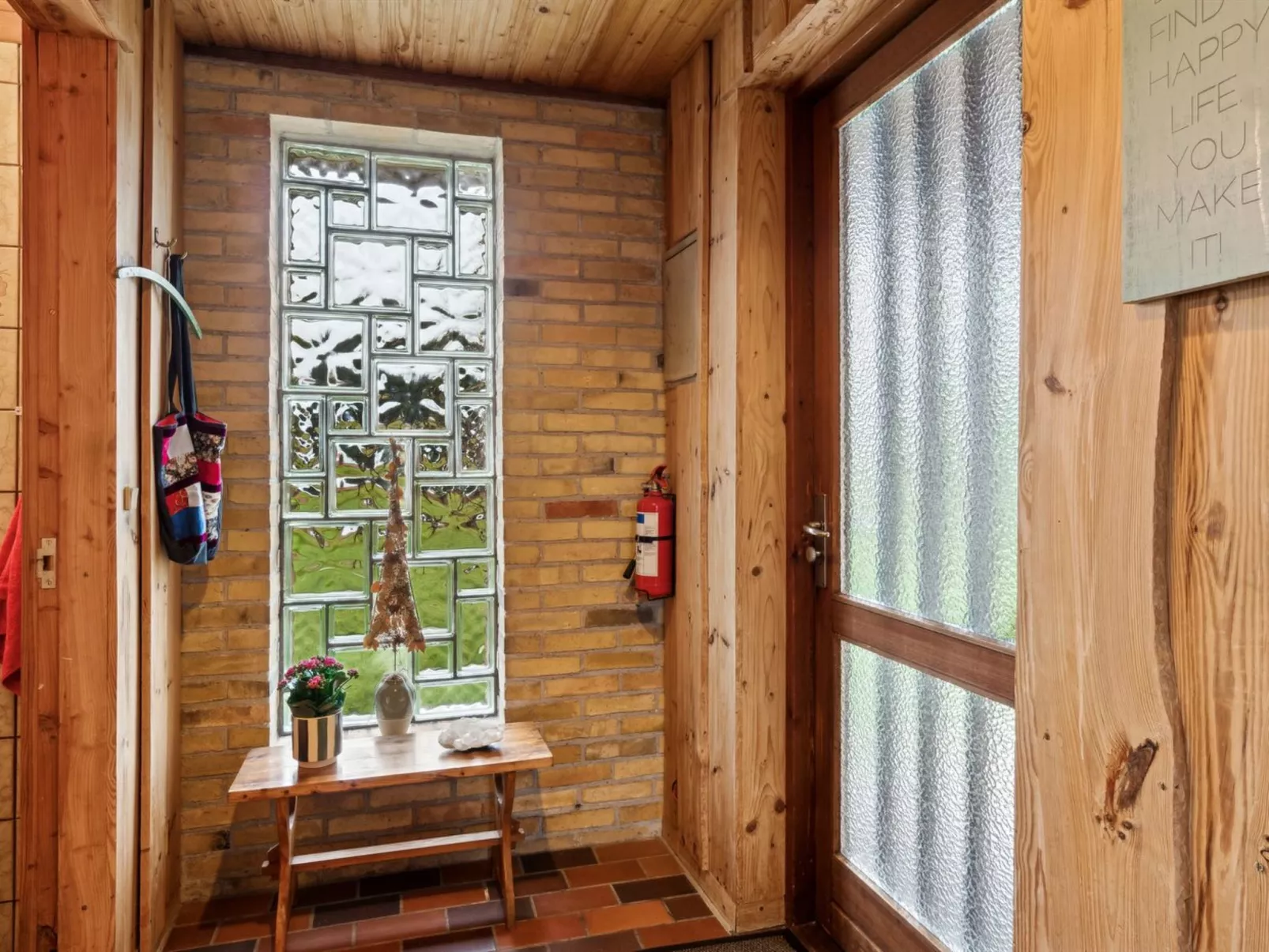 "Svanborg" - 40m from the sea-Binnen