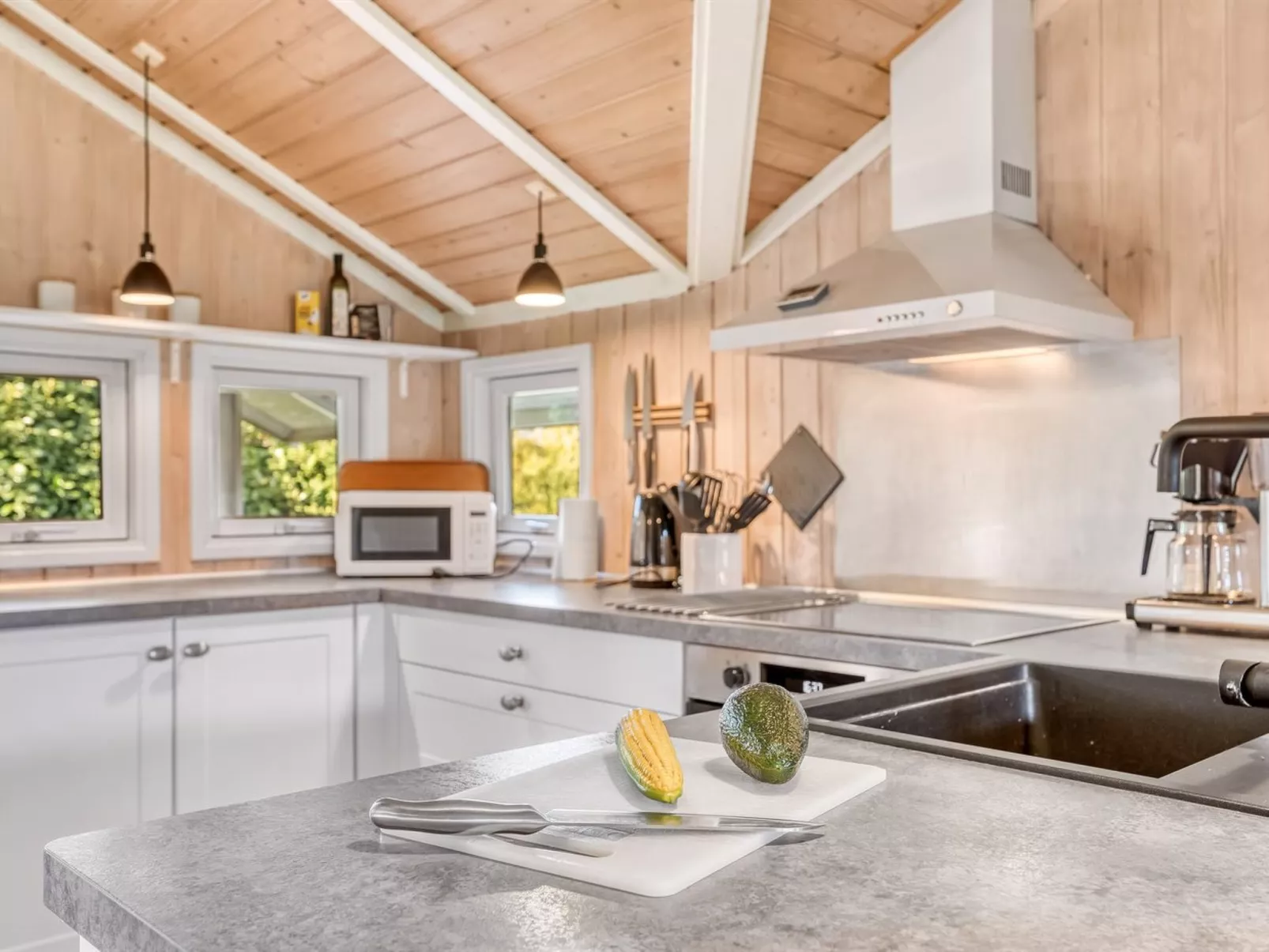 "Emili" - 300m from the sea-Binnen