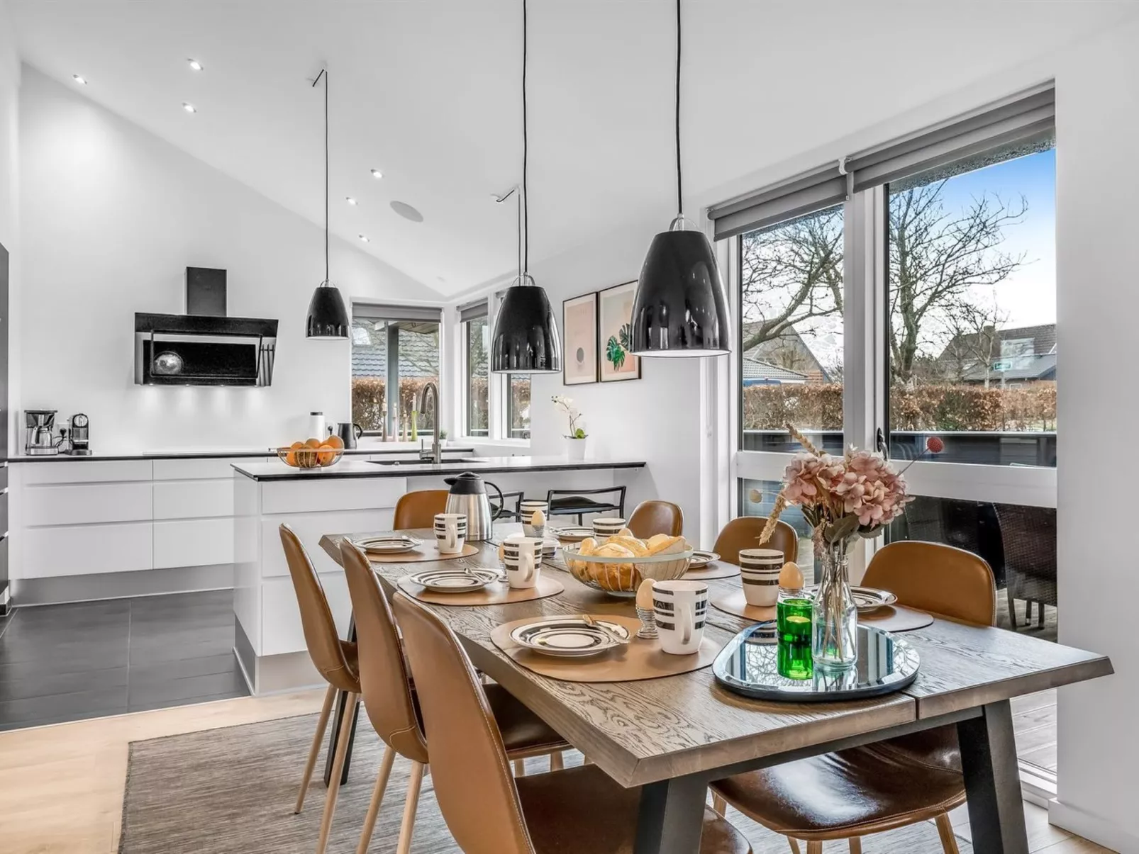 "Carlie" - 250m to the fjord-Binnen