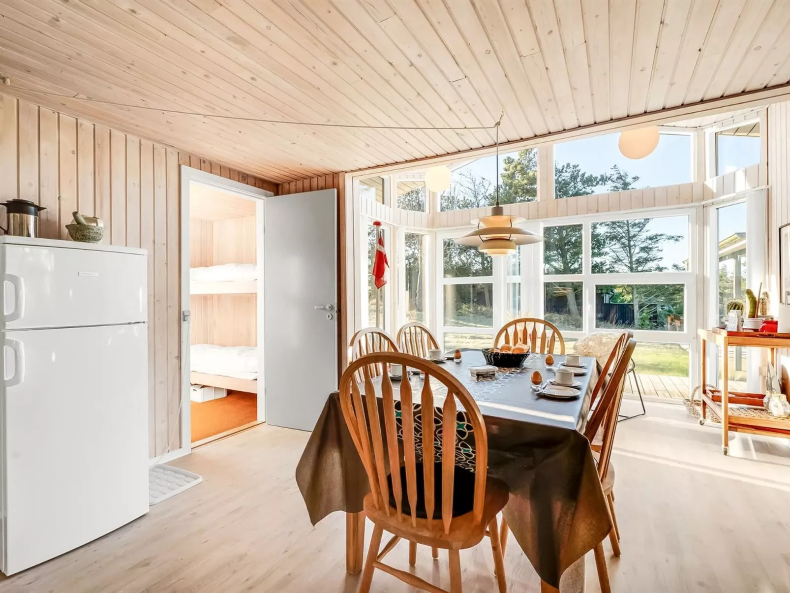 "Elsabet" - 700m to the fjord-Binnen