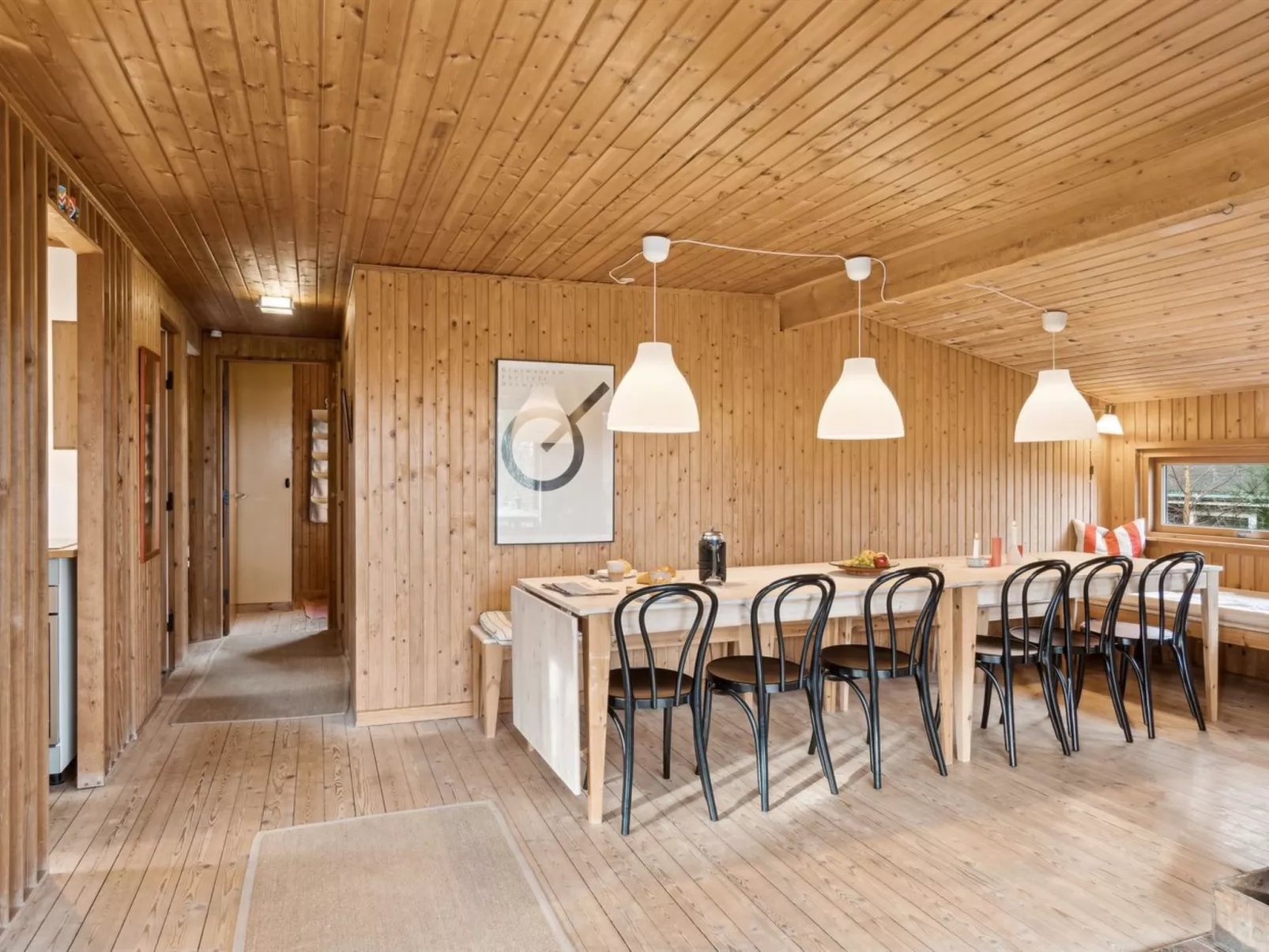 "Gunward" - 3km from the sea-Binnen