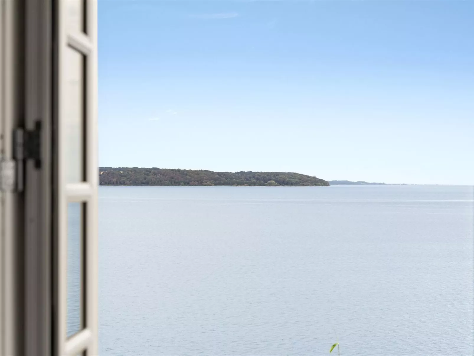 "Gesine" - 50m to the fjord-Buiten