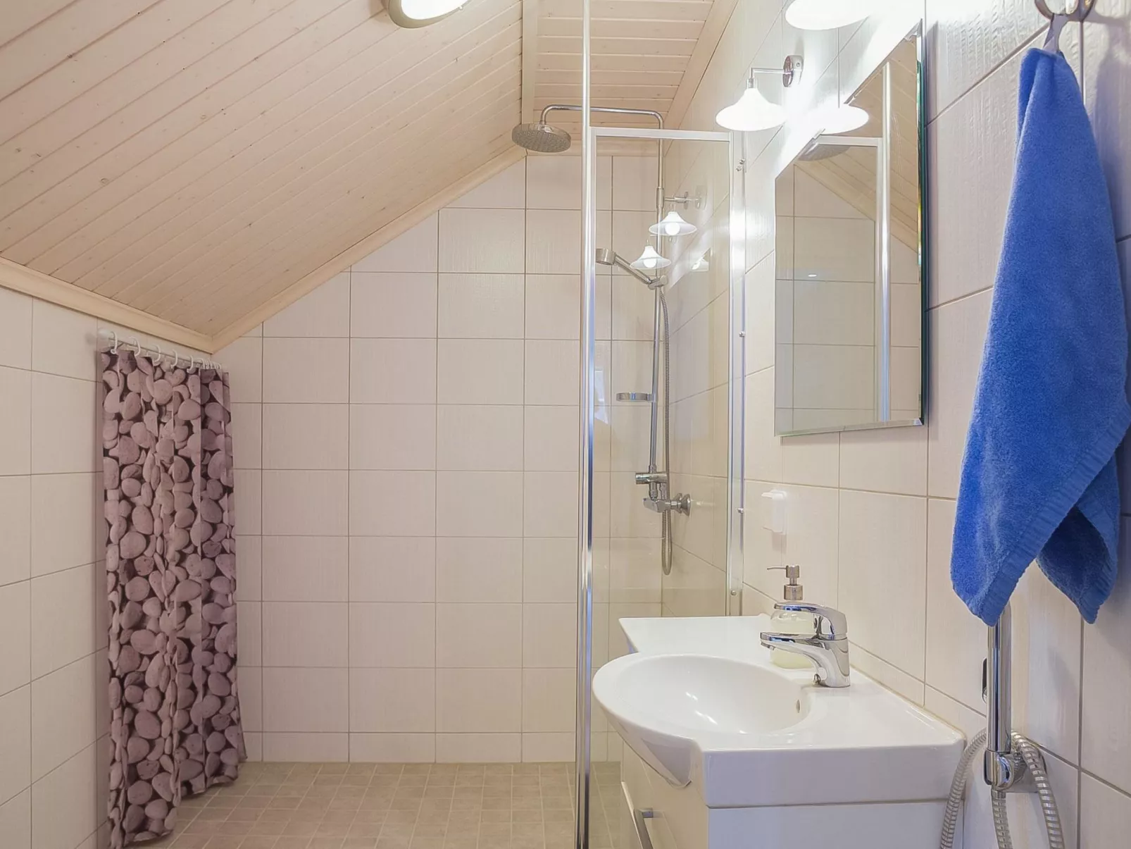 Villa kukkula-Binnen