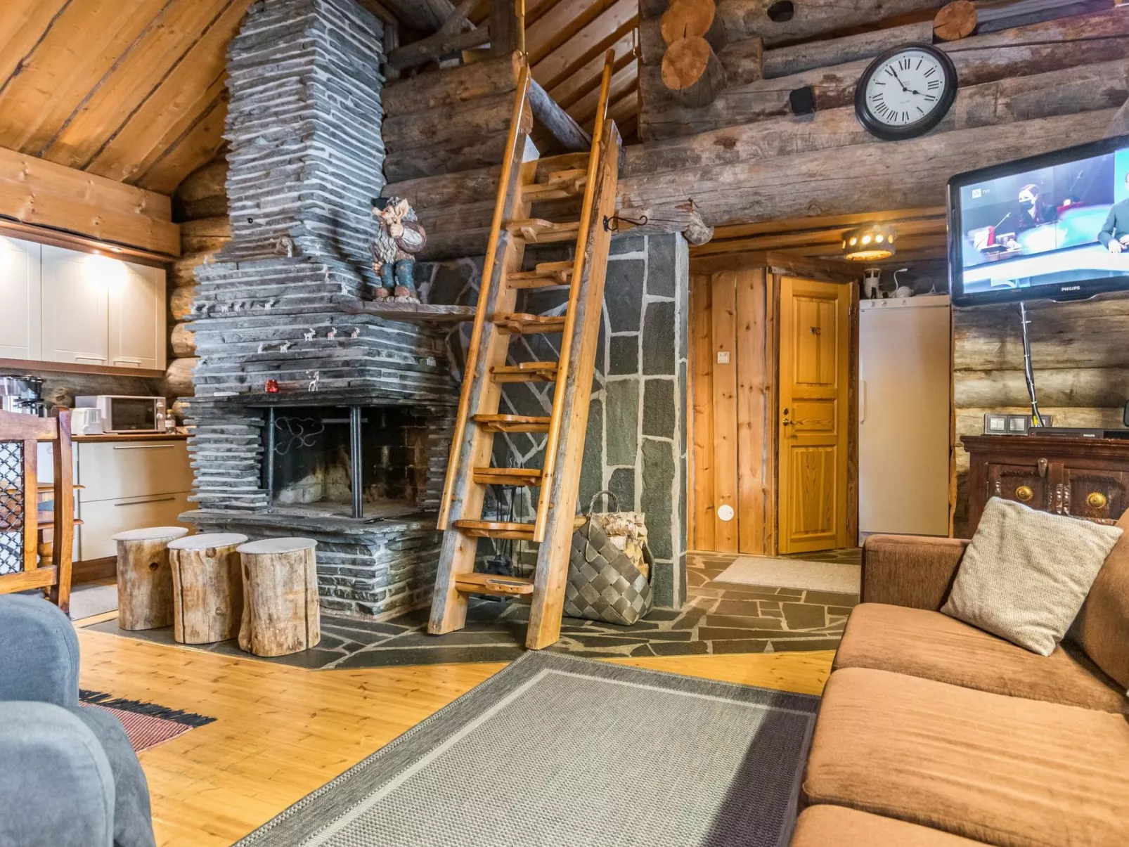 Seitsemän savua 4-Binnen