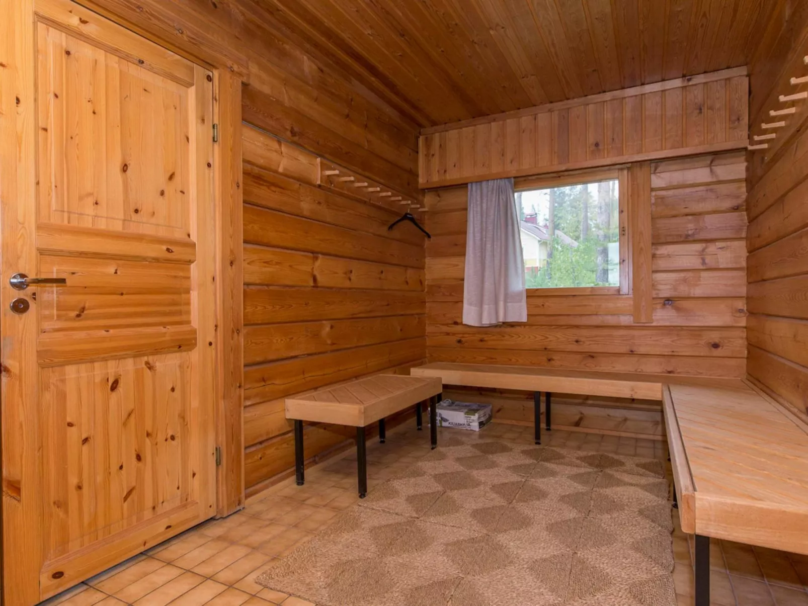 Villa kukkapää-Binnen