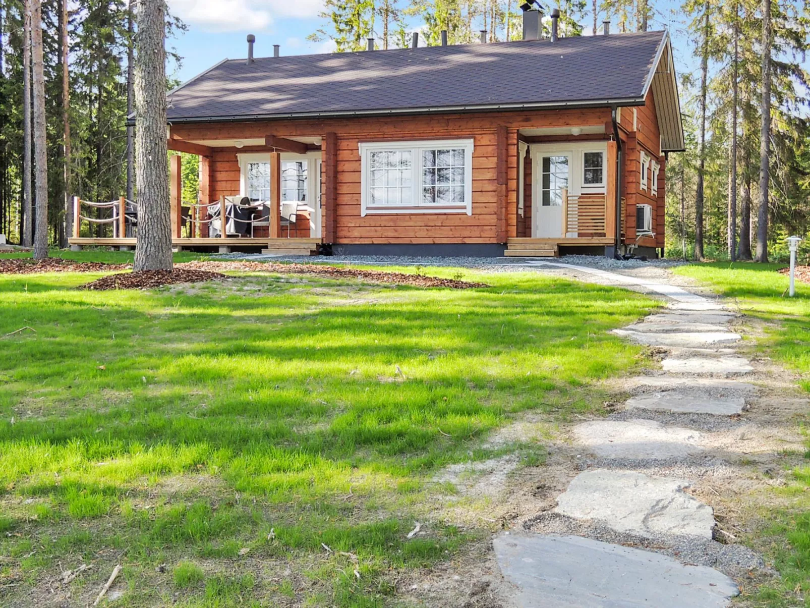 Nesterin helmi-Binnen