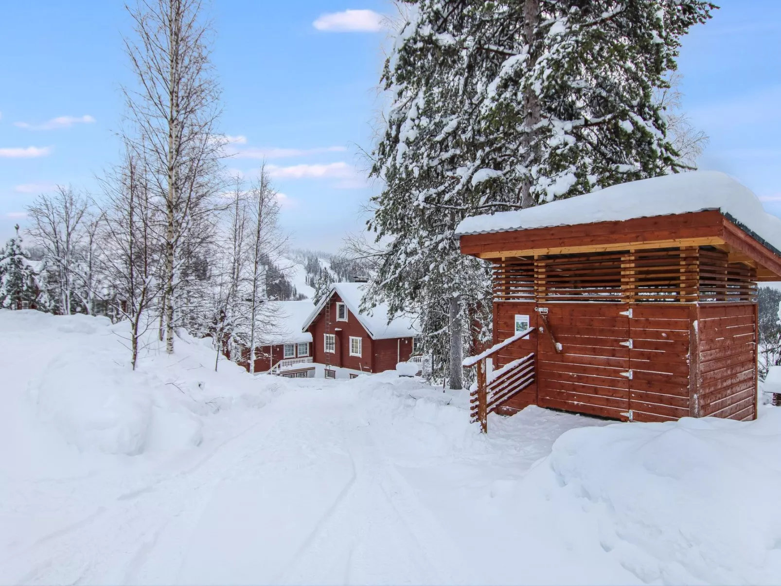 Aurinkoalppi 11a paritalon yläkerta-Binnen