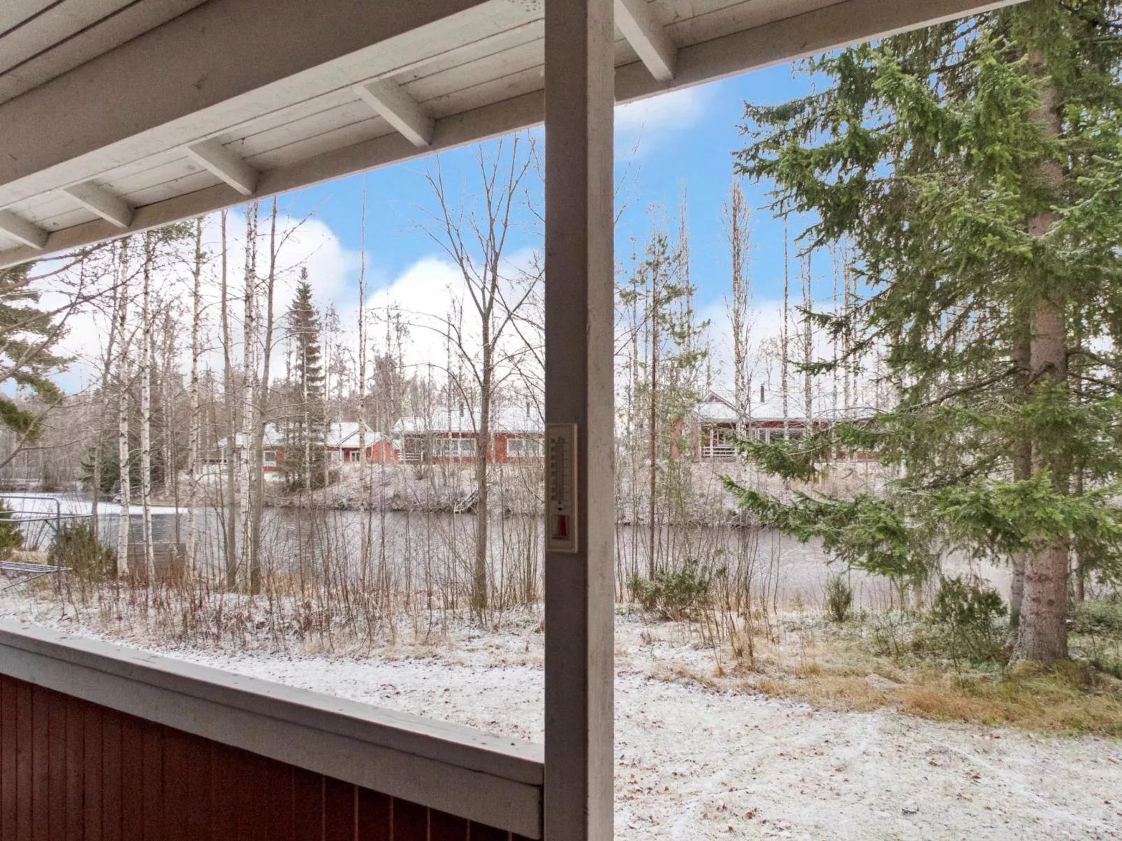 Lomakatti 10b-Binnen