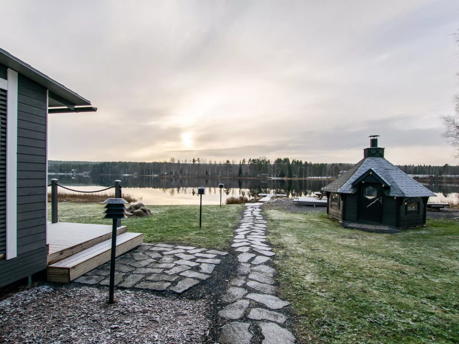 Aurinkopaikka-Binnen