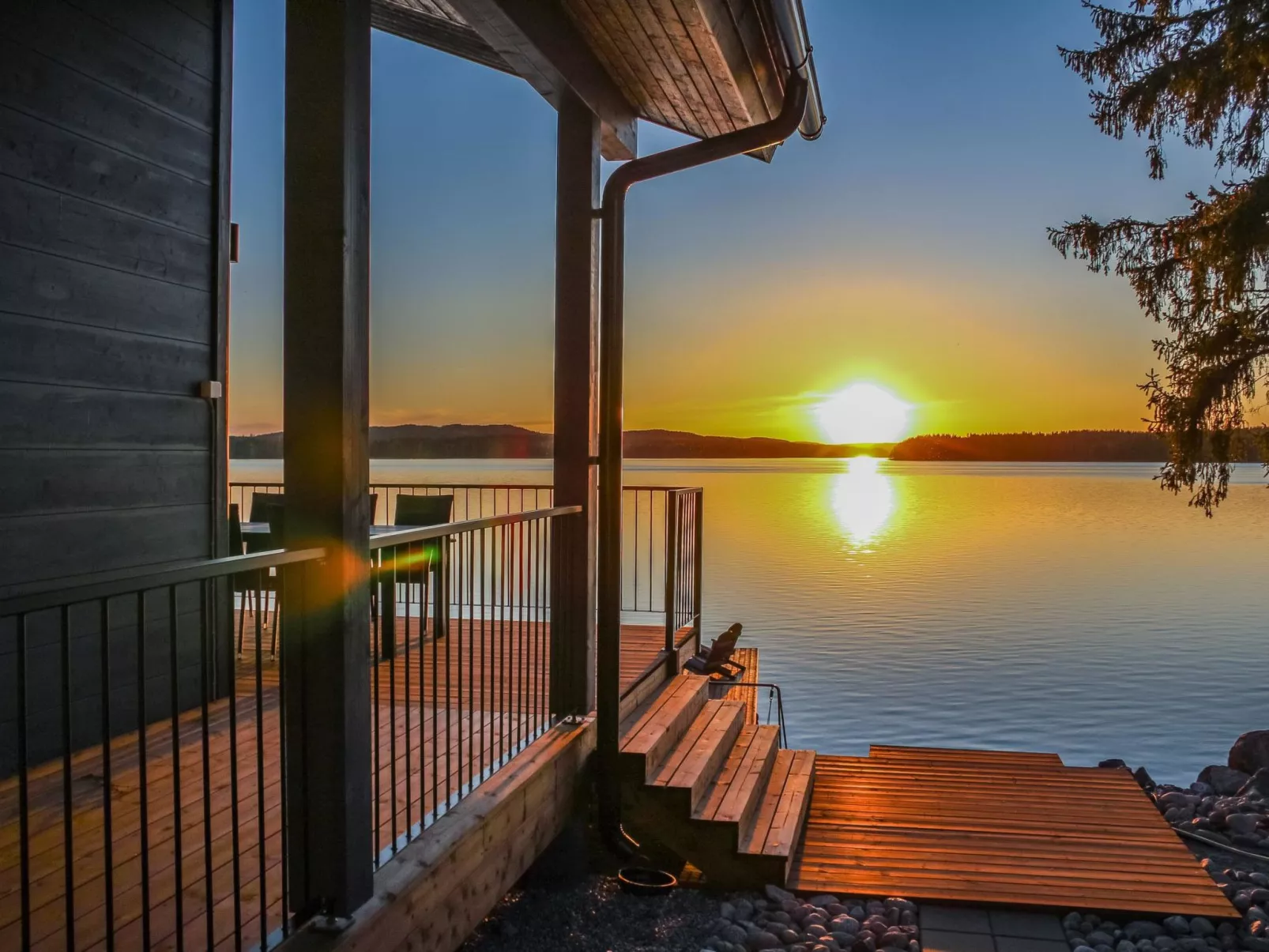 Lakeside villa-Binnen