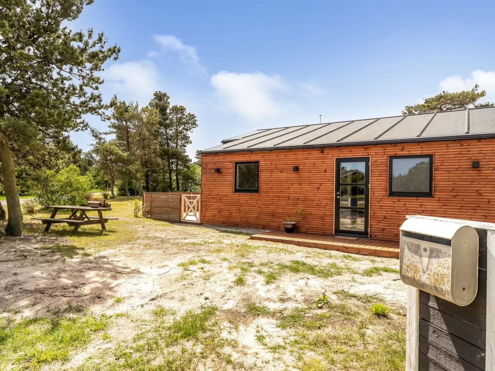 "Jerrik" - 200m from the sea-Buiten