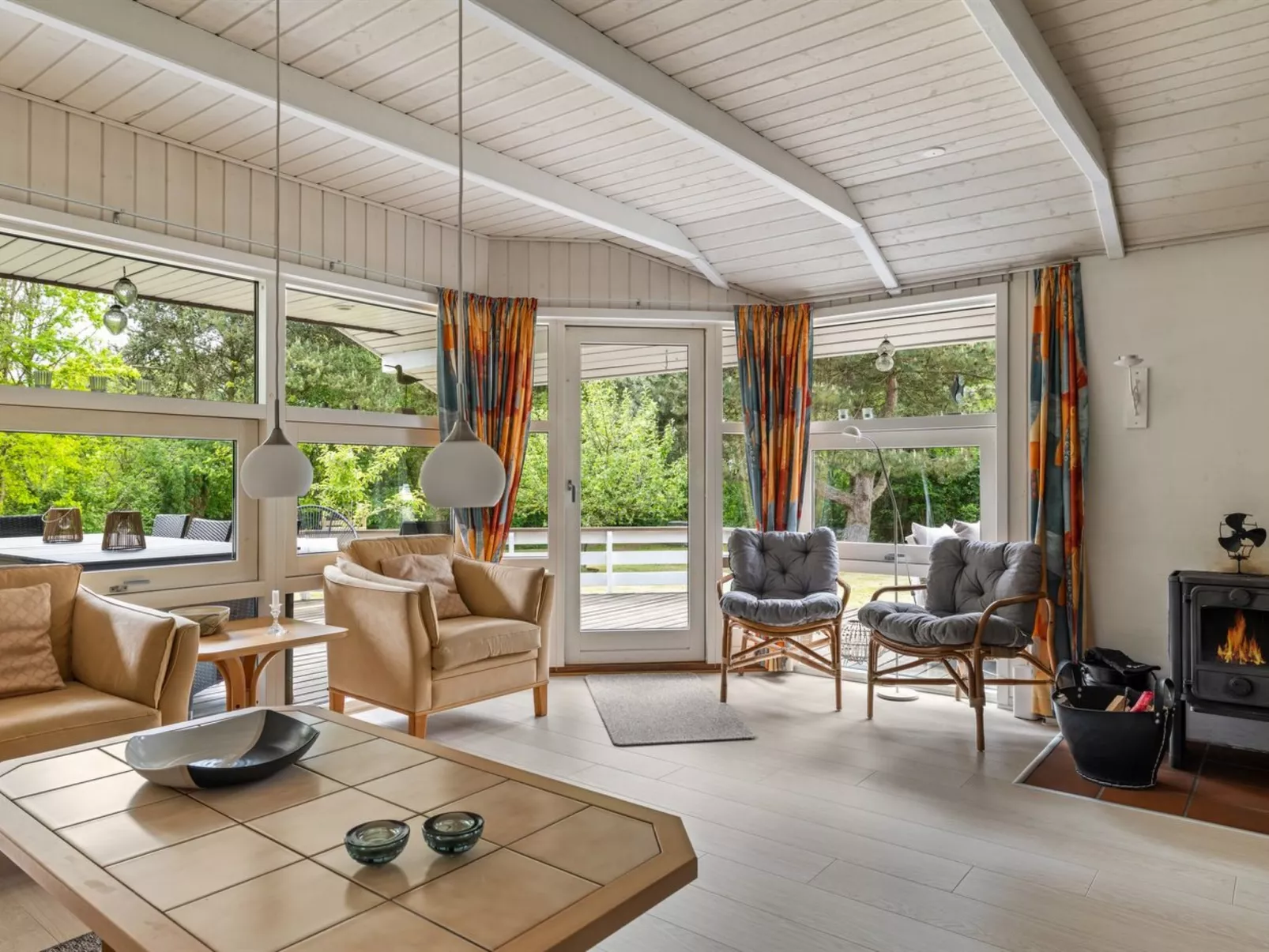 "Hennrik" - 240m from the sea-Binnen