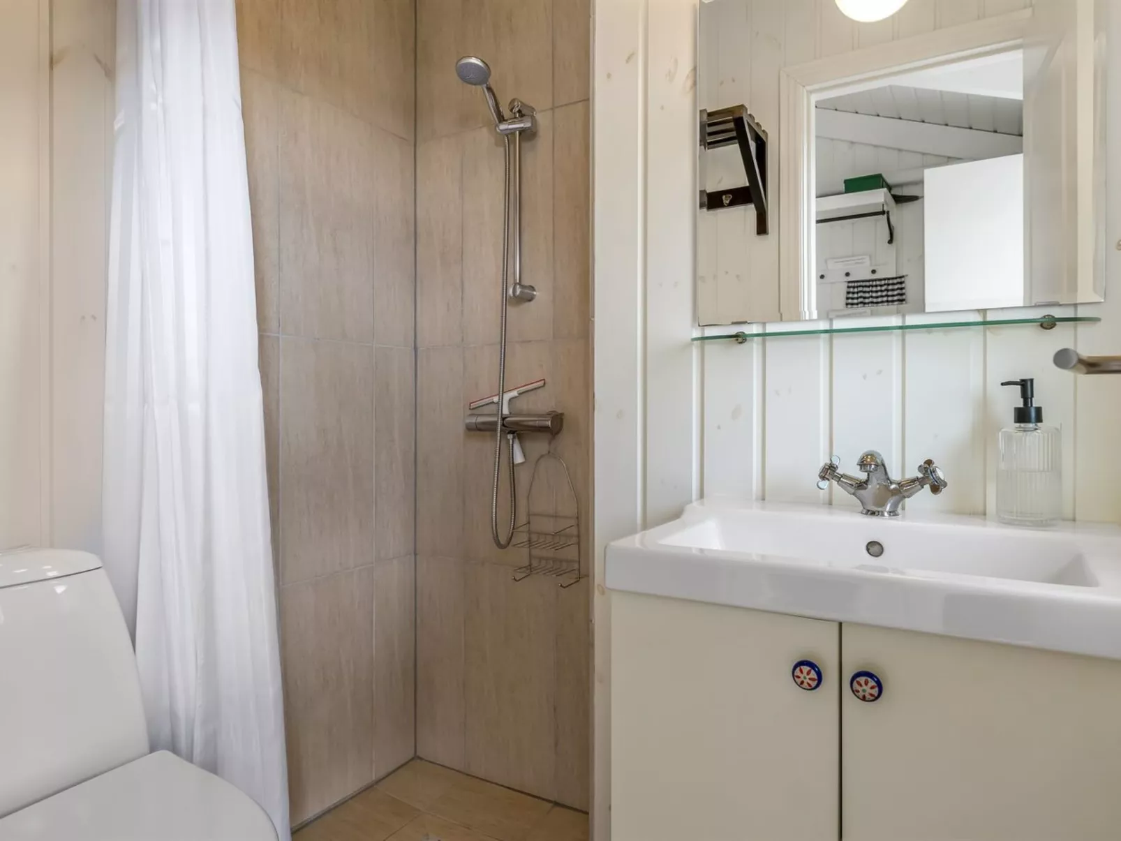 "Withger" - 20m from the sea-Binnen