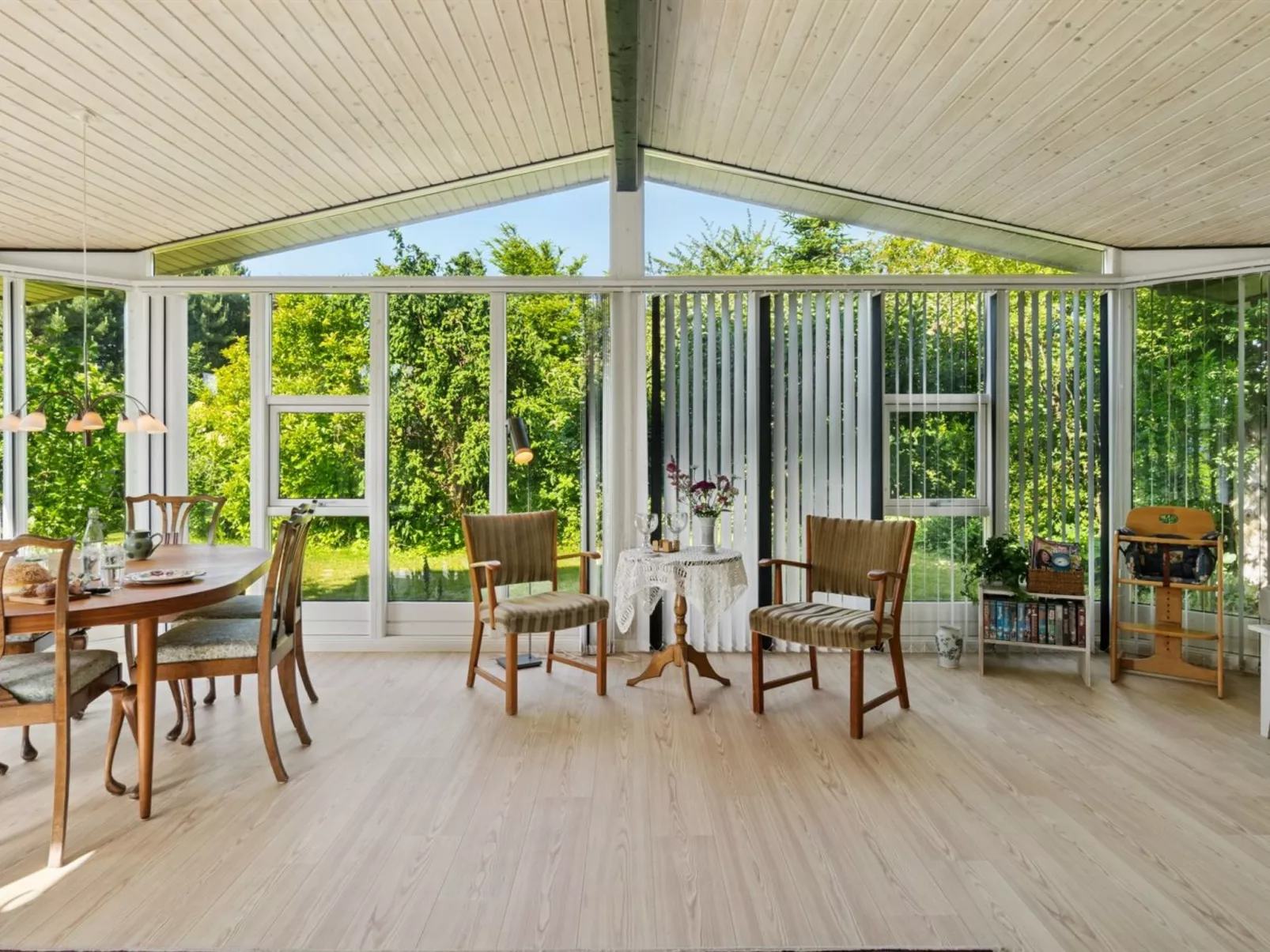 "Alfa" - 350m from the sea-Binnen