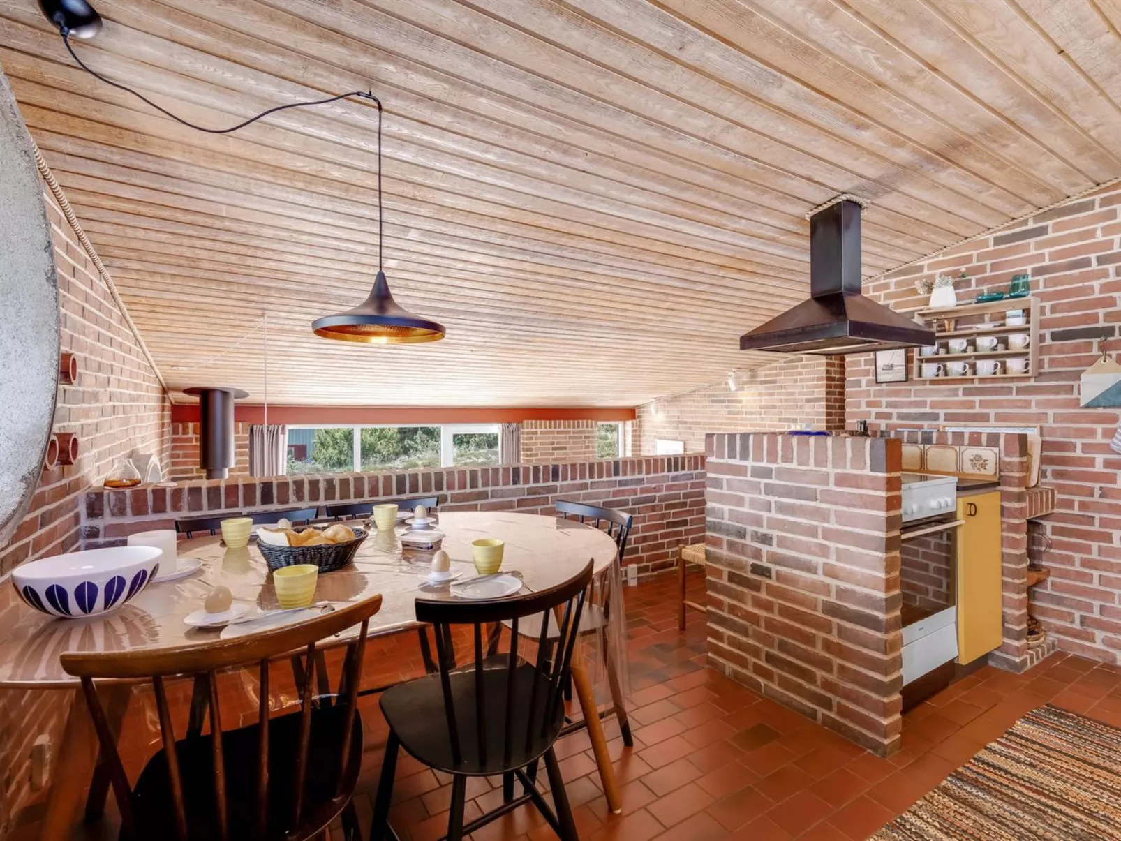 "Imelda" - 700m from the sea-Binnen