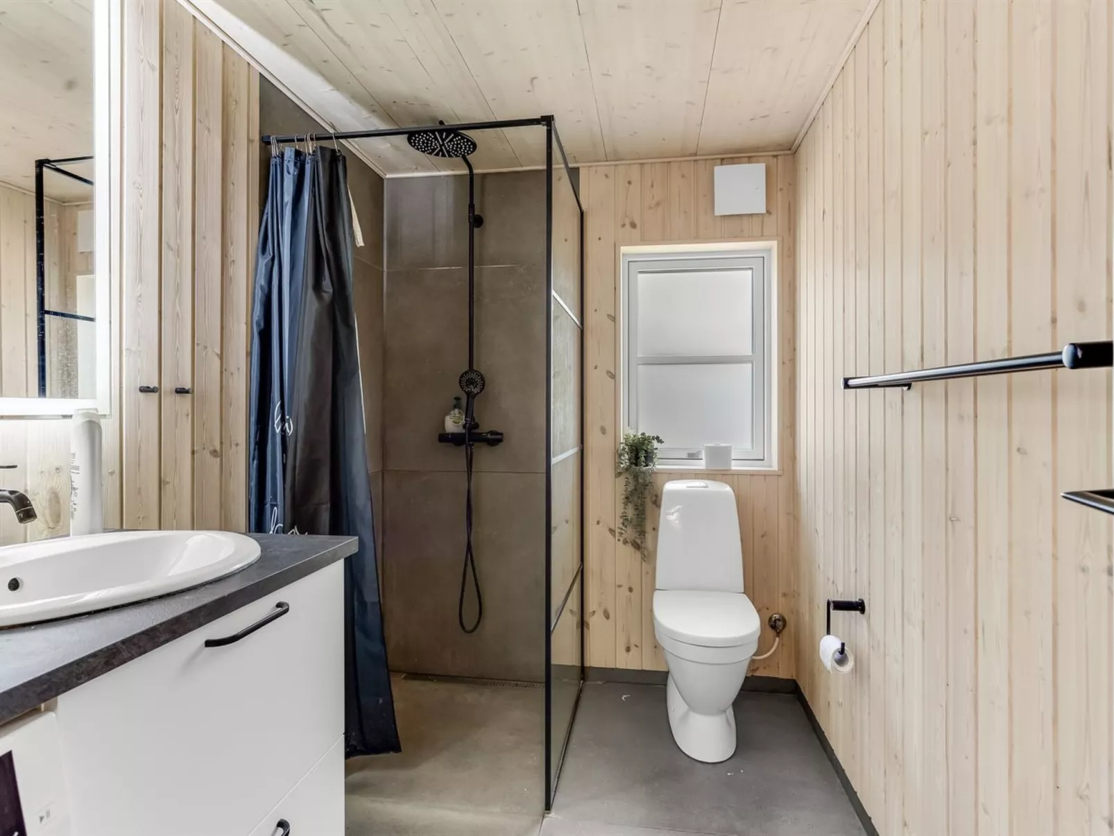 "Matild" - 400m from the sea-Binnen