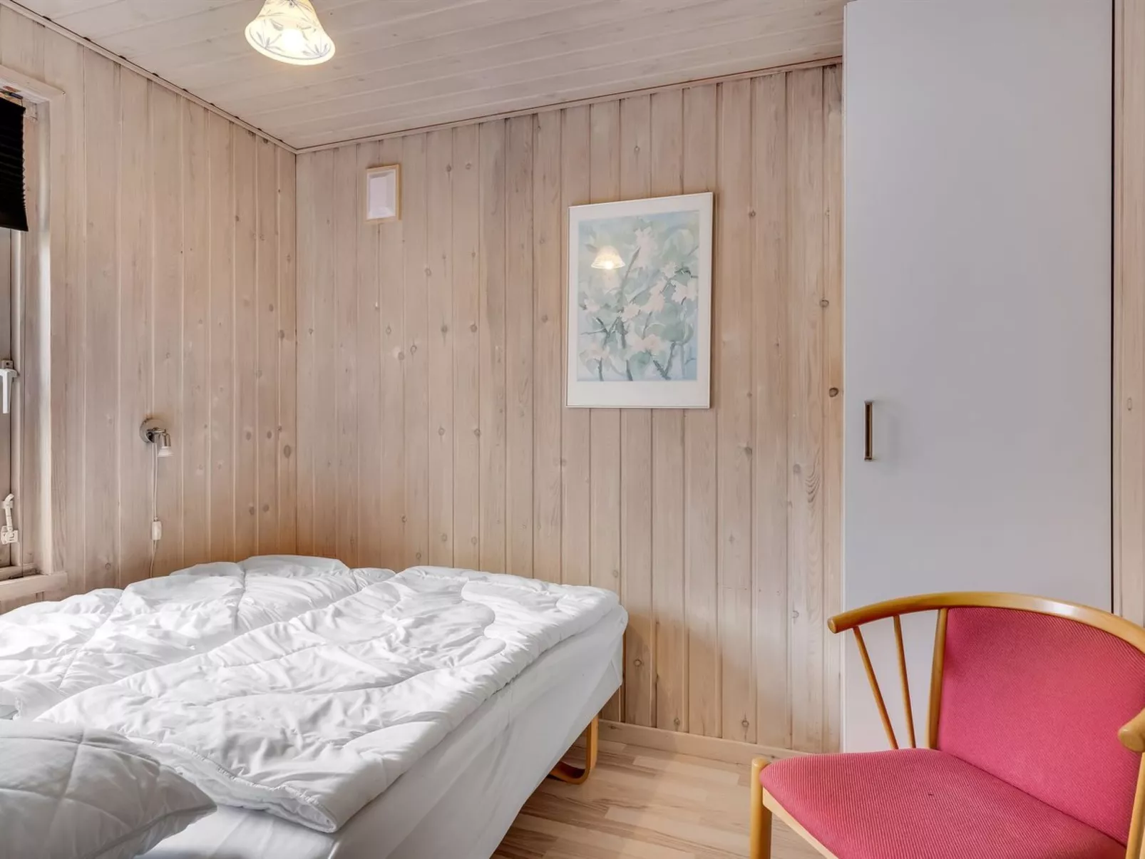 "Iris" - 200m to the fjord-Binnen