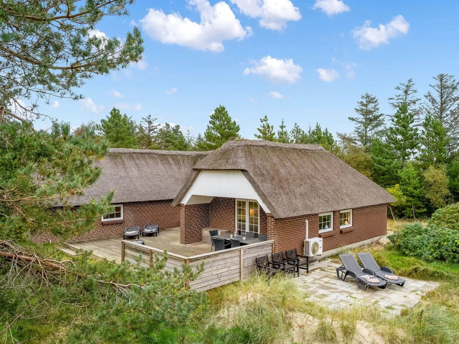 "Alisa" - 2km from the sea-Buiten