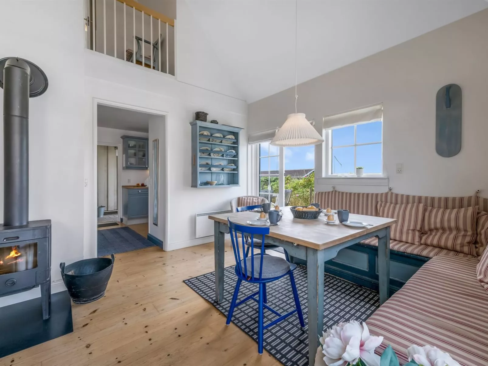 "Hildegerd" - 100m from the sea-Binnen