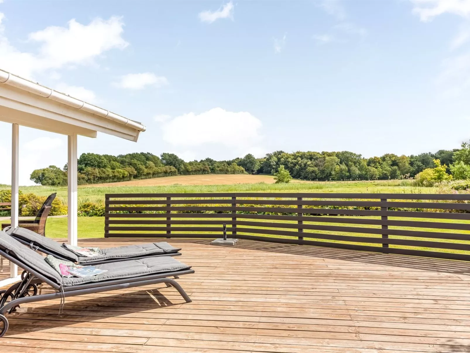 "Eisa" - 75m from the sea-Buiten