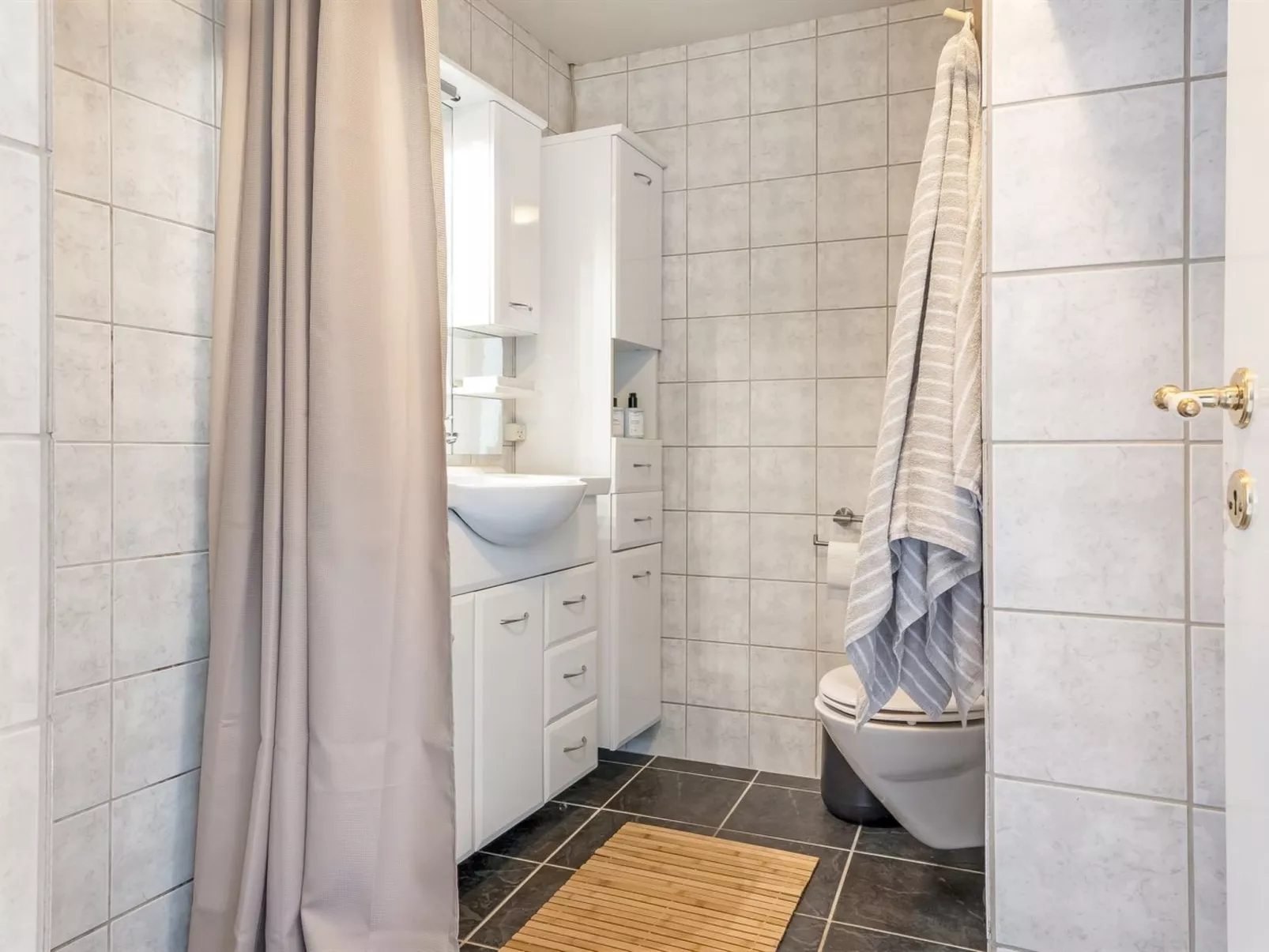 "Alpi" - 270m from the sea-Binnen