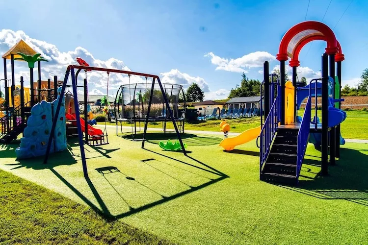 Domek piętrowy 6-osobowy Ustronie Morskie-Tuinen zomer