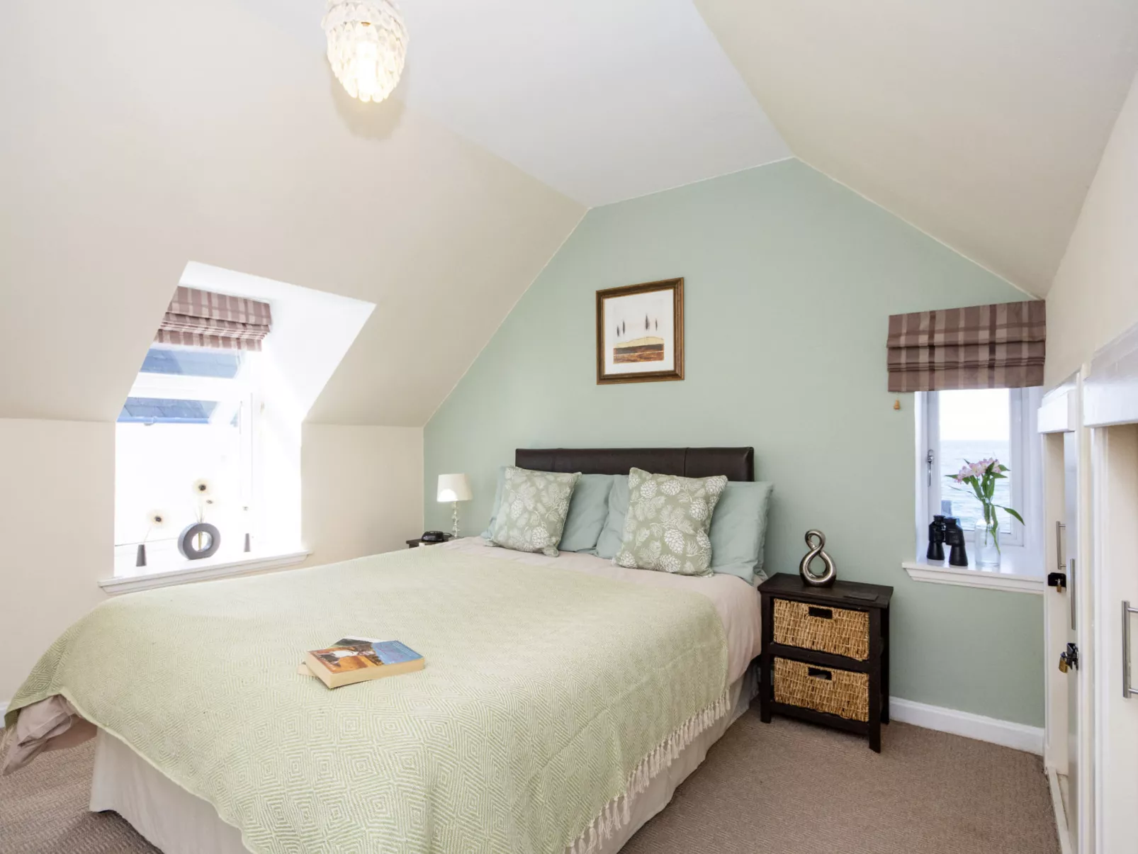 Ellie-Jo Cottage-Binnen