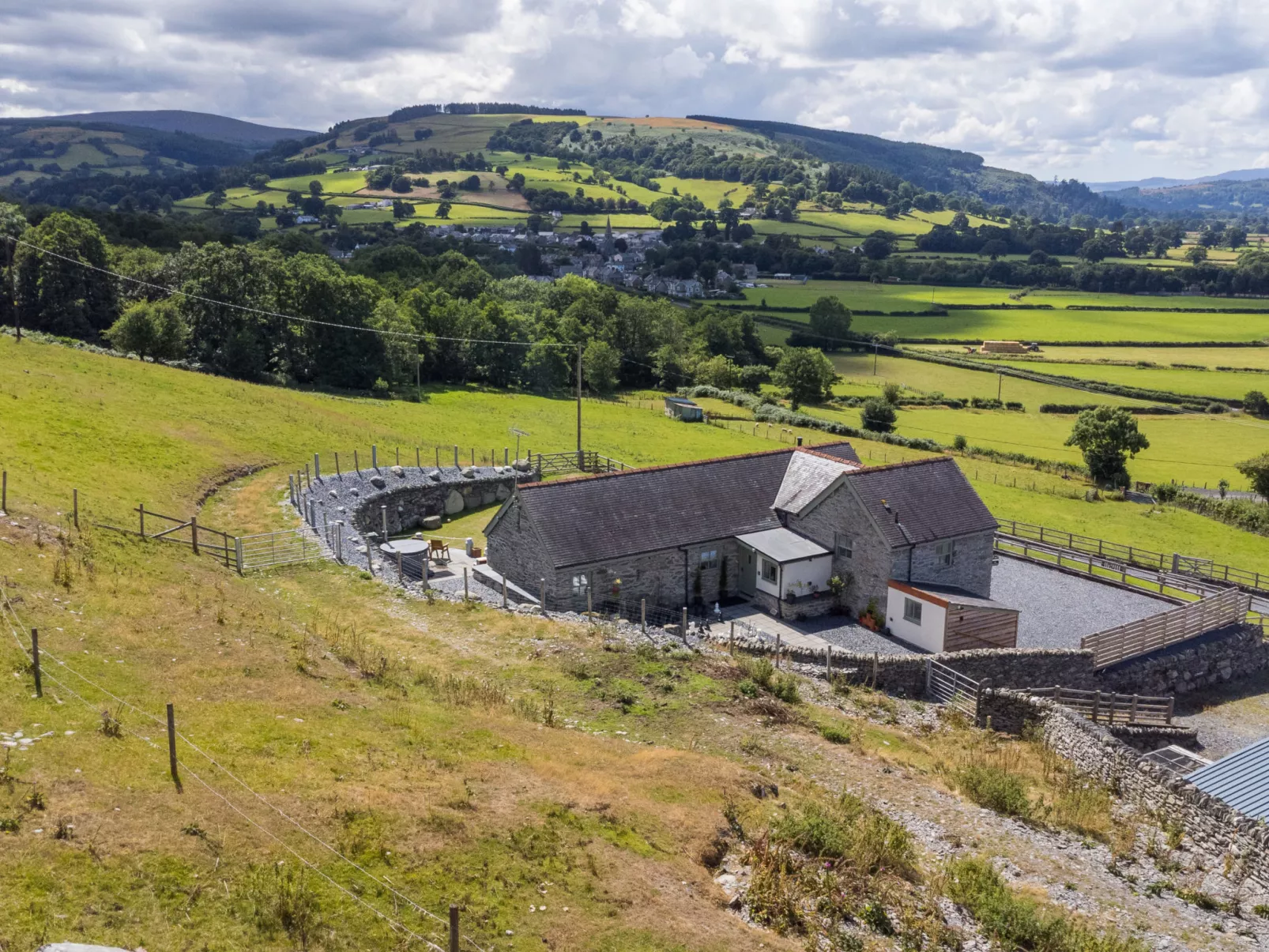 Moelis Granary-Buiten